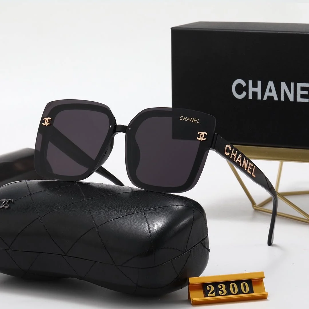 AAAGlasses Luxury Square Gradient Sunglasses For Women, Metal Double C Decor Oversized Frame Fashion Shades Outdoor UV Protection Eyewear