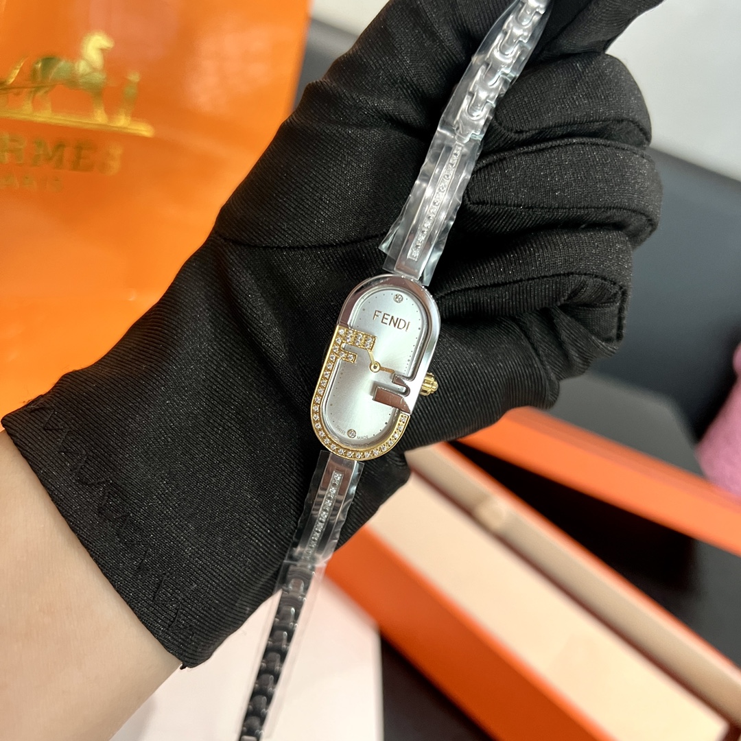 TOP FENDI O'Lock Watch With Diamond 17x32mm - 6 Colors