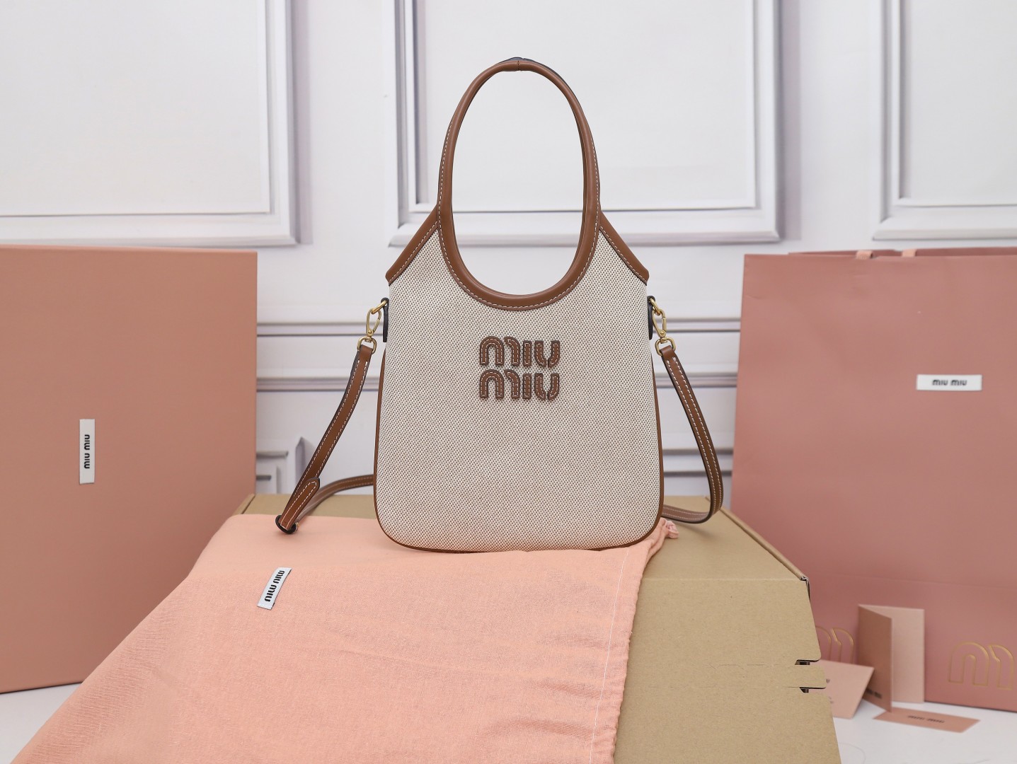 TOP Miu Miu Tote Bags 20x24cm/35x40cm - Beige