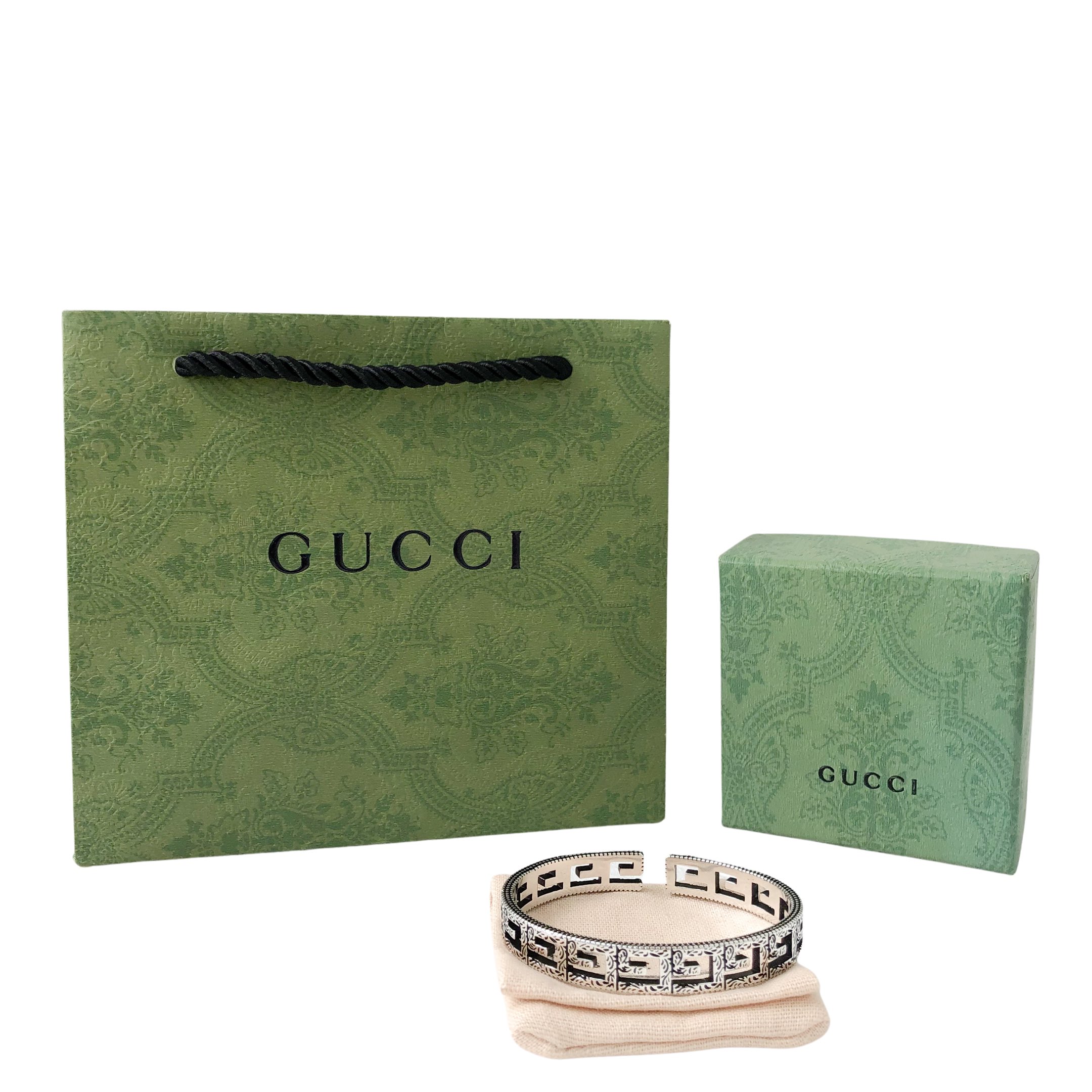 TOP GUCCI Open Bracelet - Silver