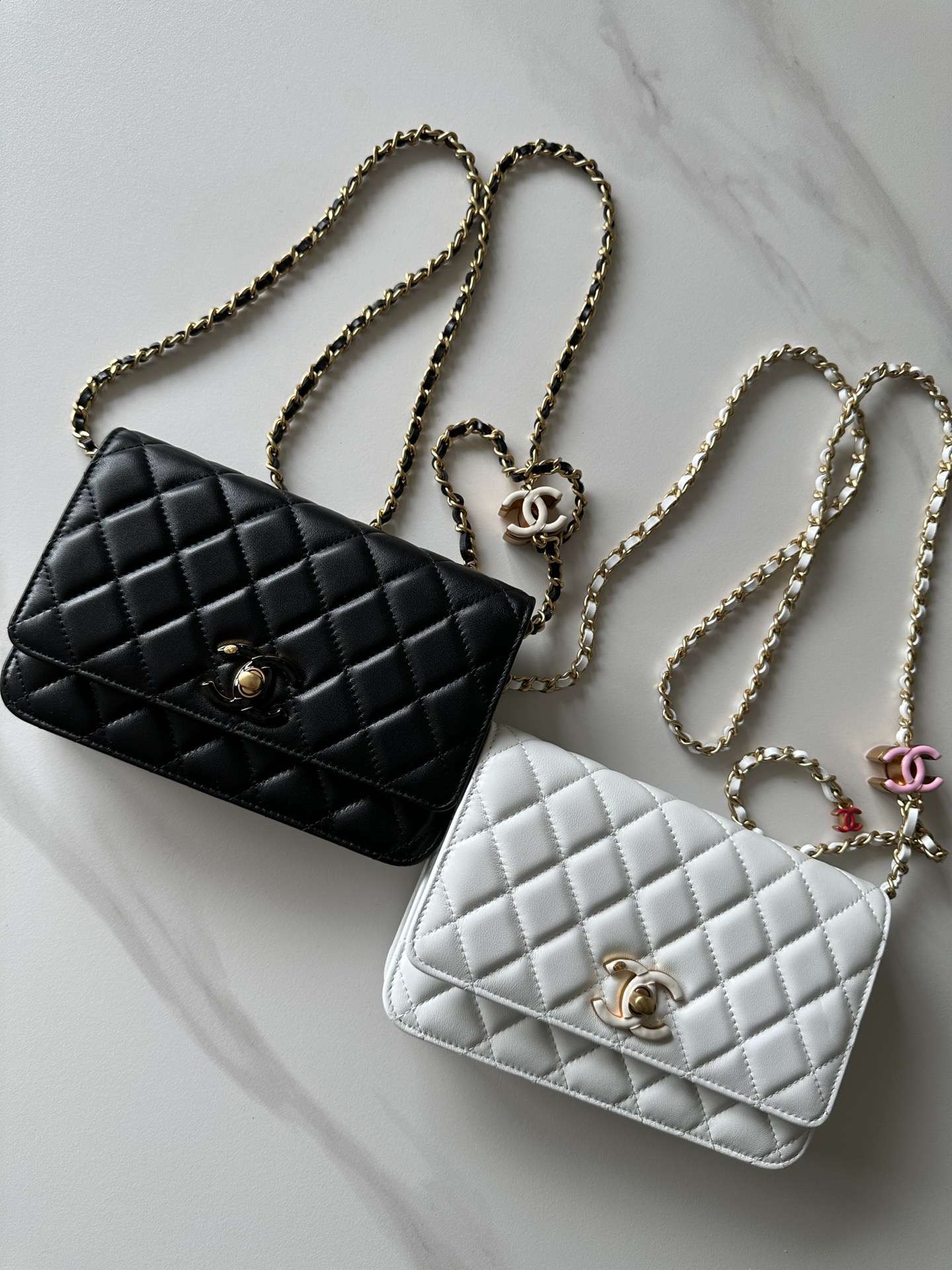 TOP CHANEL Flap Bag with Colorful Enamel Buckle 19cm - 2 Color