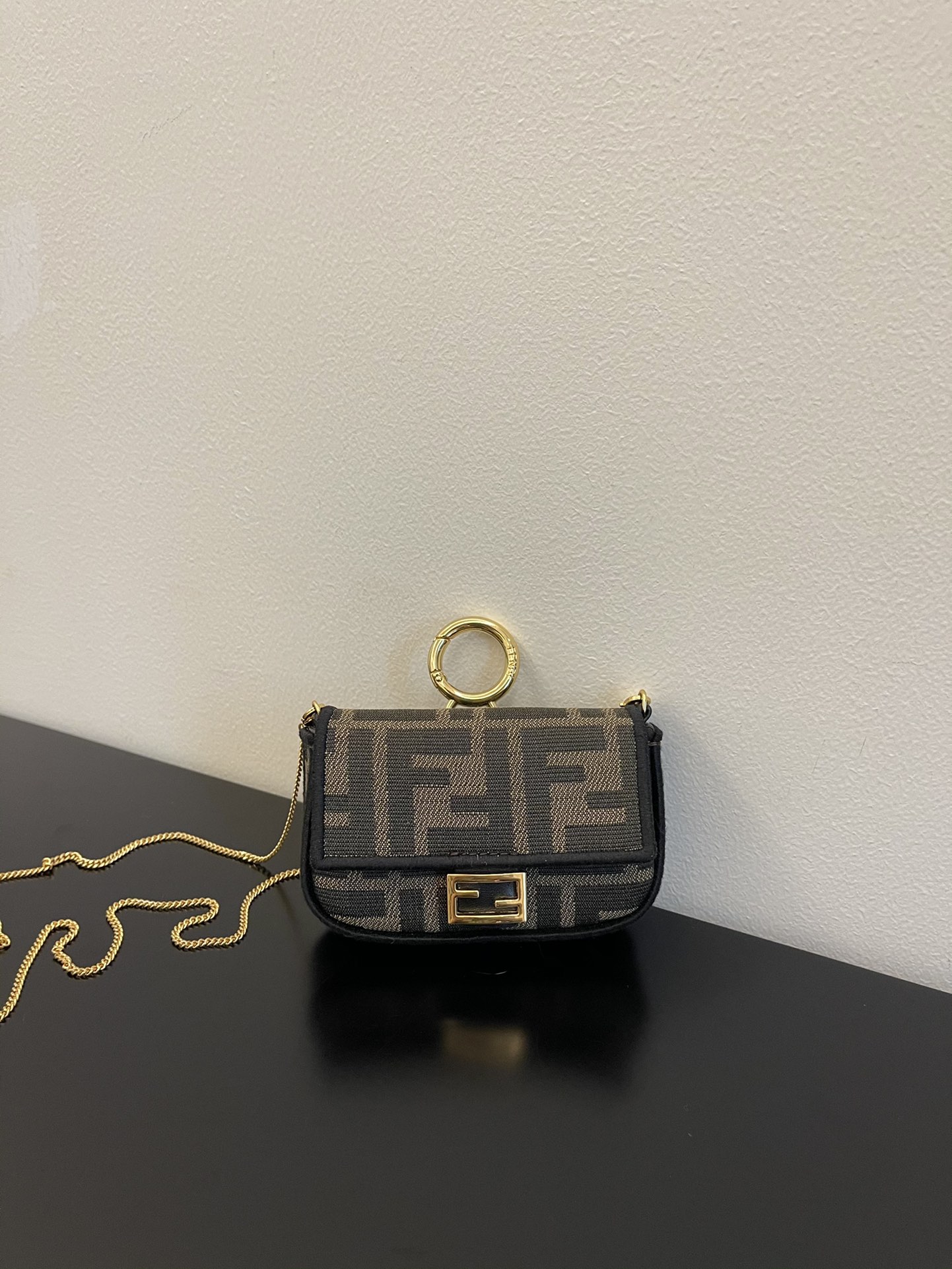 TOP FENDI Baguette FF Bag Nano 10x7x2.5cm - Brown