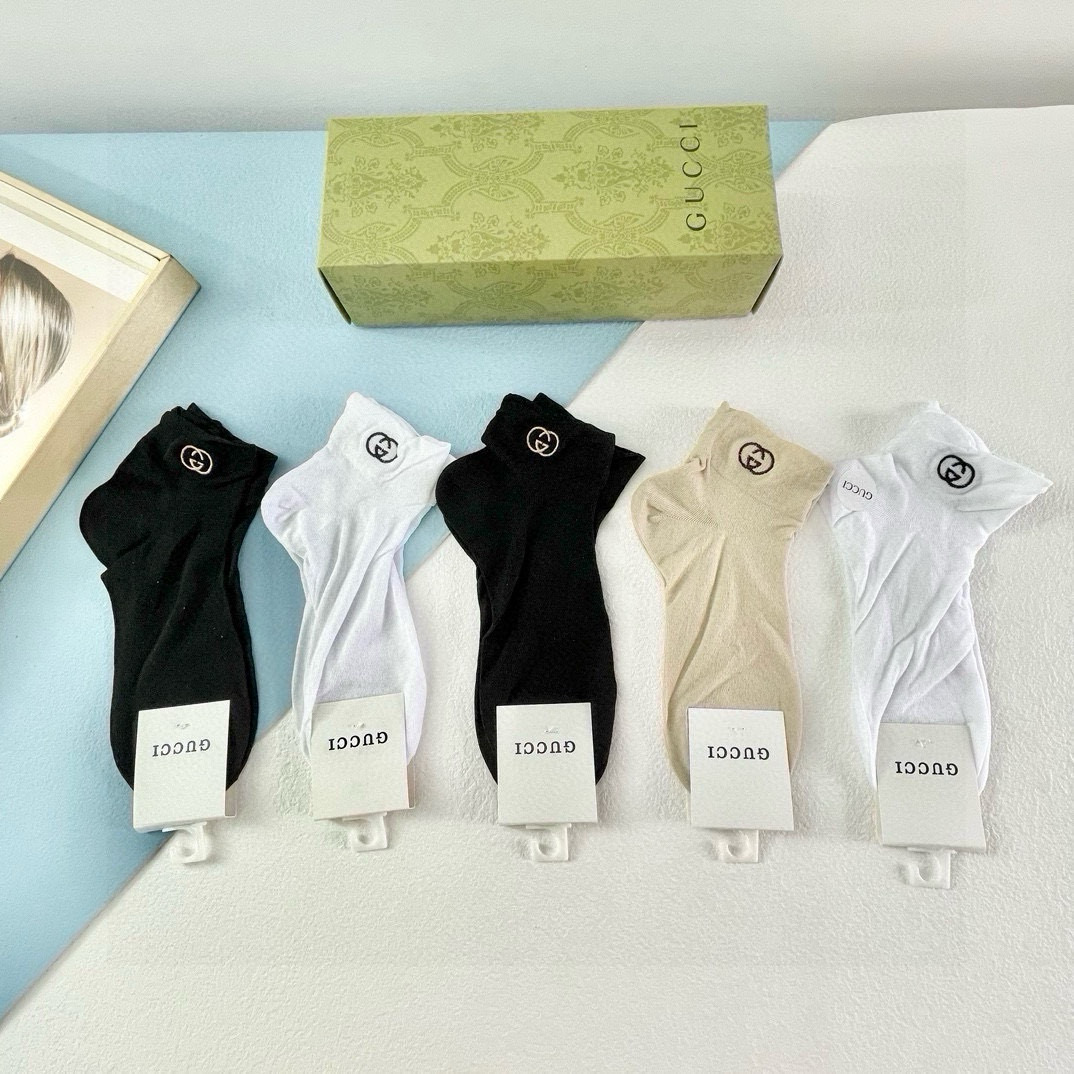 TOP GUCCI Socks - 5 Pieces as a Set