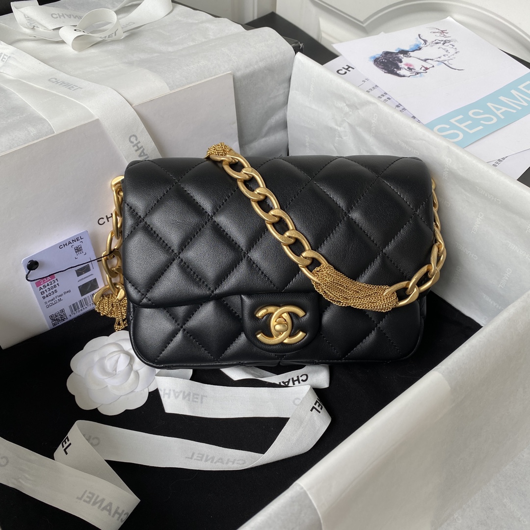 TOP CHANEL Classic Tassel Flap Bag 17*21*6cm -Black&GHW
