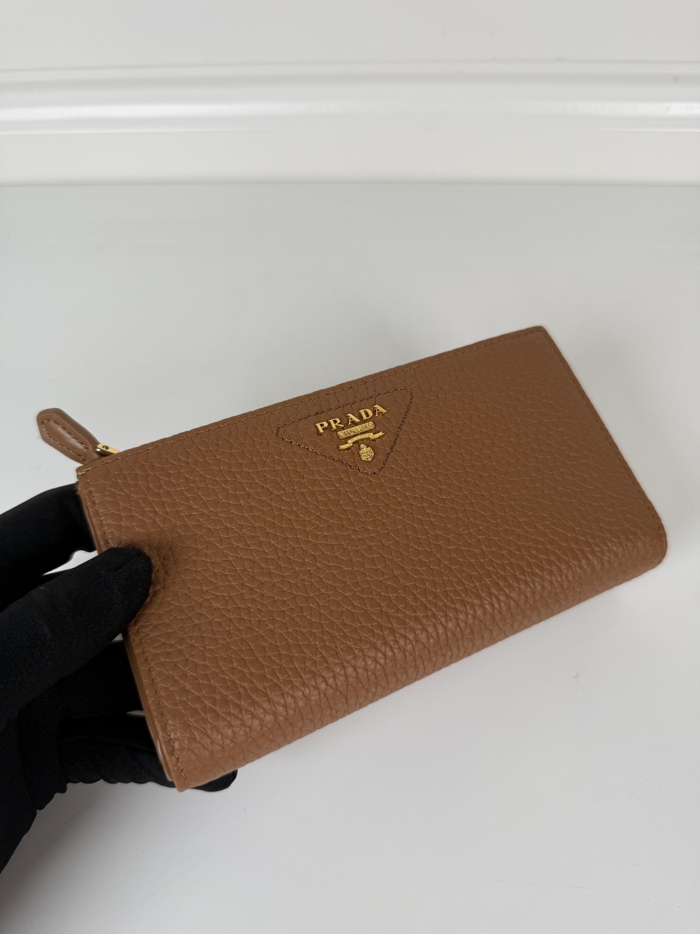 TOP PRADA Zipper Leather Wallet 16x9.5cm - 2 Color