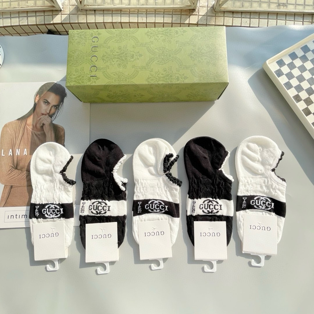 TOP GUCCI Socks - 5 Pieces as a Set