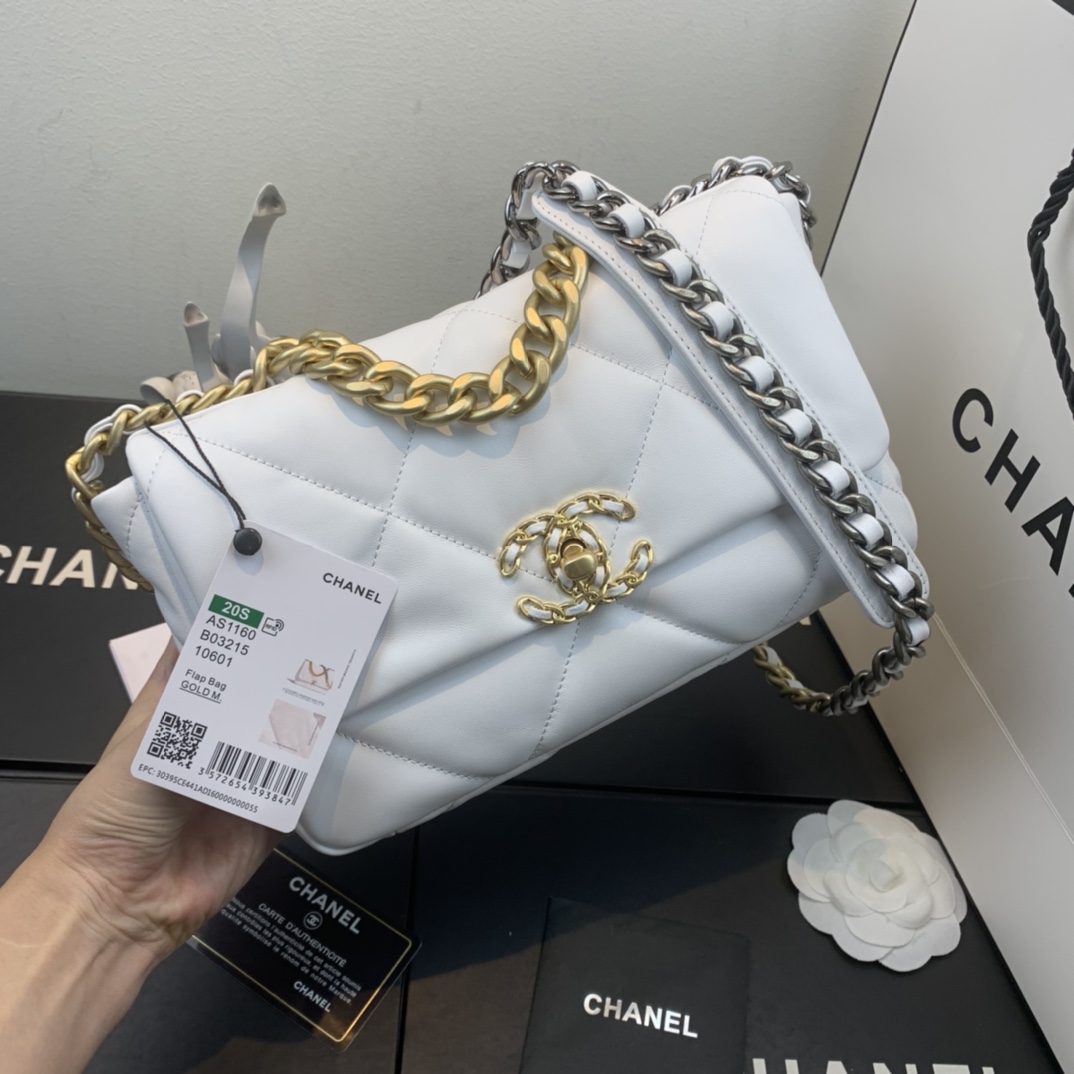 TOP CHANEL Lambskin 19 Bag 26x9x16cm - White&GHW