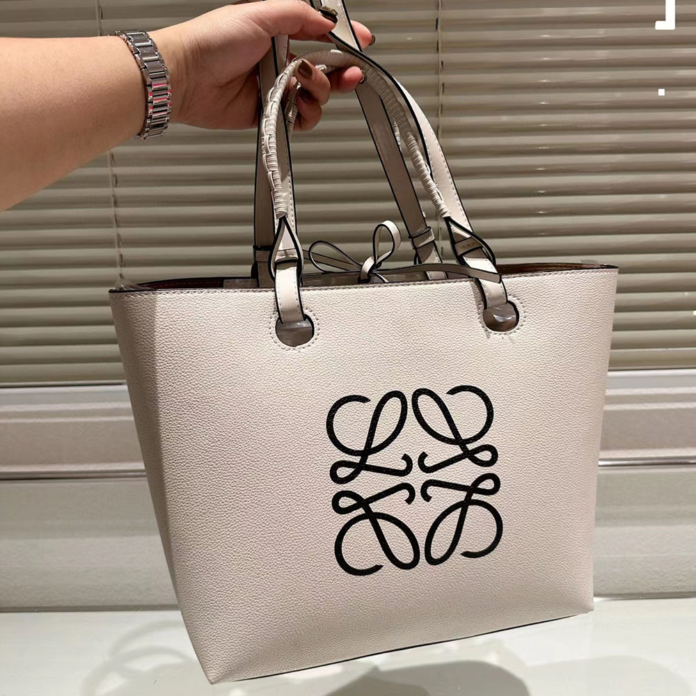 Loewe Anagram Tote Bag(Replica)