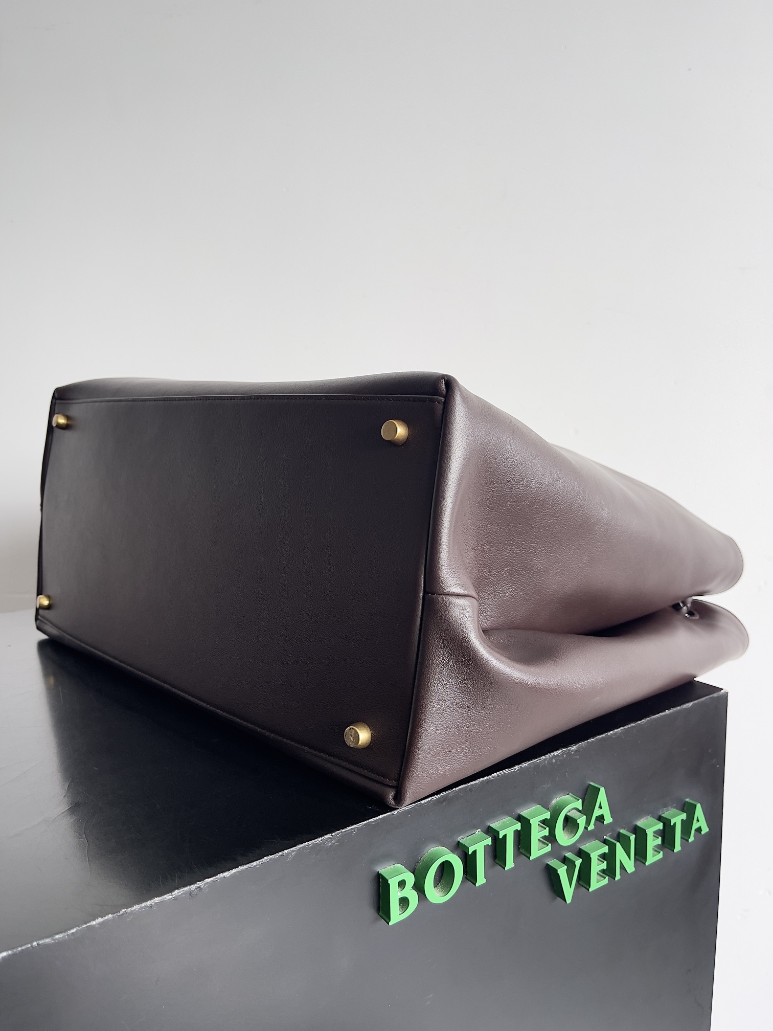TOP Bottega Veneta BV Andiamo Bag 42x35x18cm - 2 Color