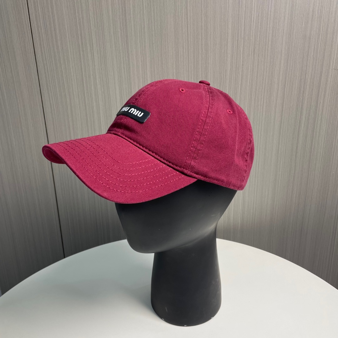 TOP Miu Miu Baseball Cap - Red