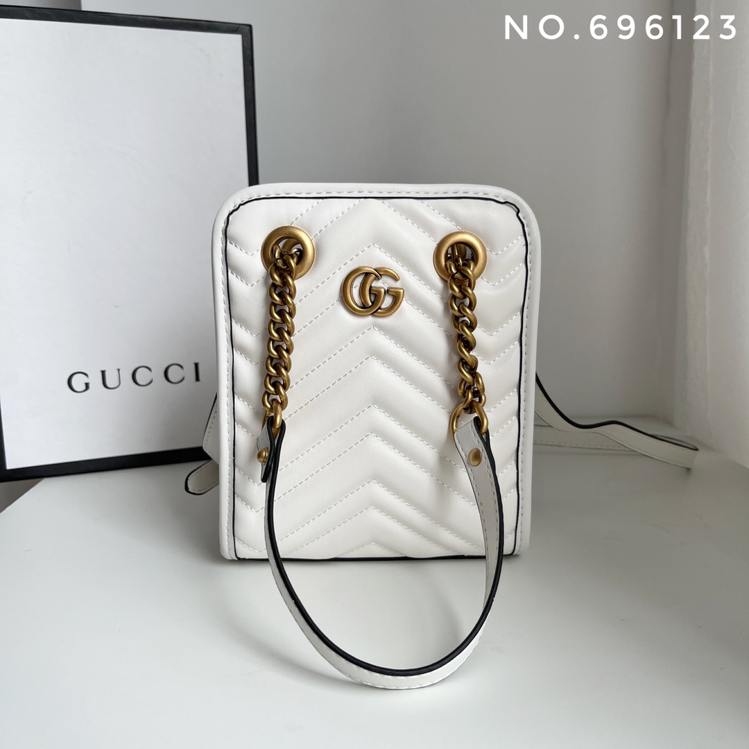 Gucci Marmont Leather Handbags(Replica)