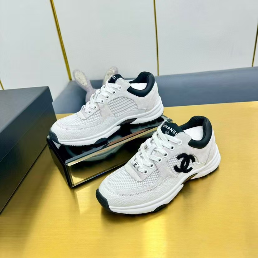 Chanel Sneakers (Replica)