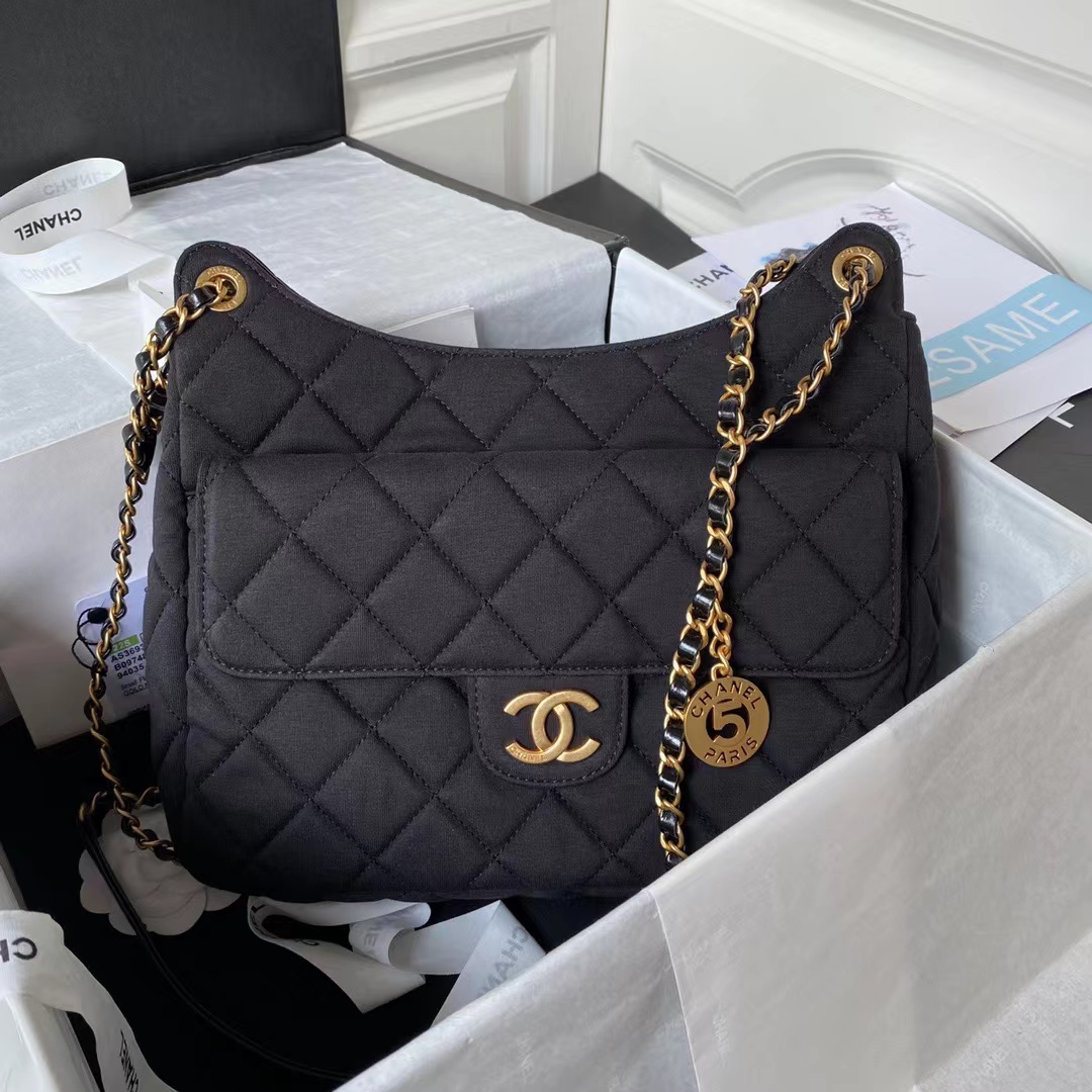 TOP CHANEL Hobo Handbag Tweeds & Fabrics- 27x31x8cm -GHW-4 colours