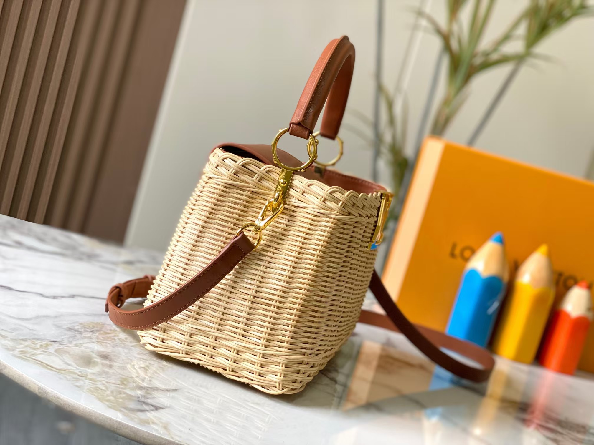 TOP Louis Vuitton LV Capucines Bamboo Buckle Bag 27.0 x 18.0 x 9.0 cm - Brown