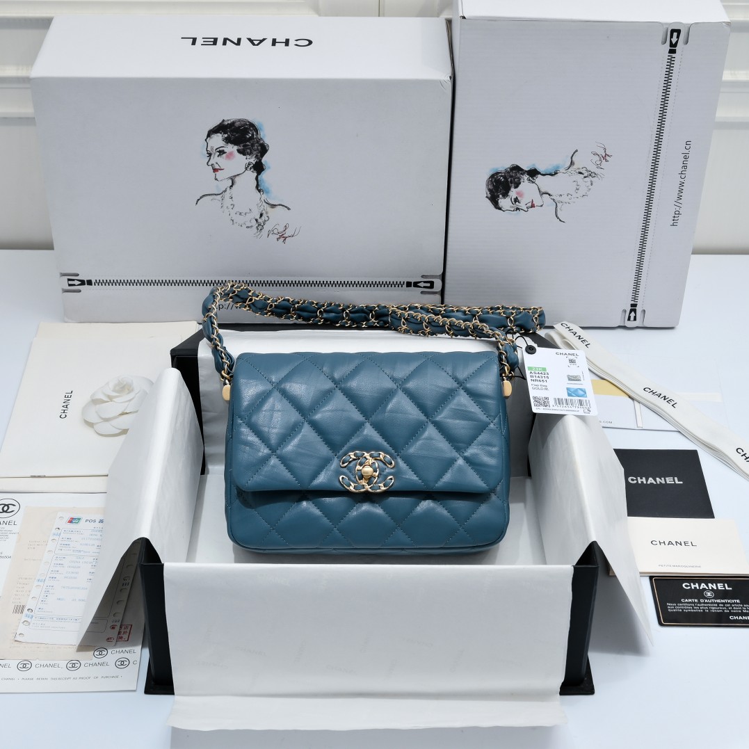 TOP CHANEL 23K Cowhide Flab Bags 13.5×20.5×5cm - 6 Colors