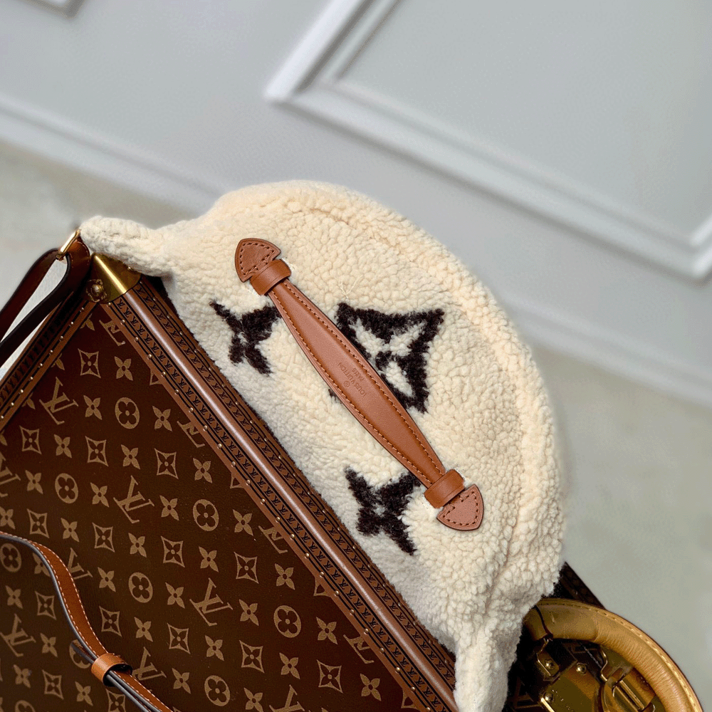 LV SKI Bumbag(Replica)