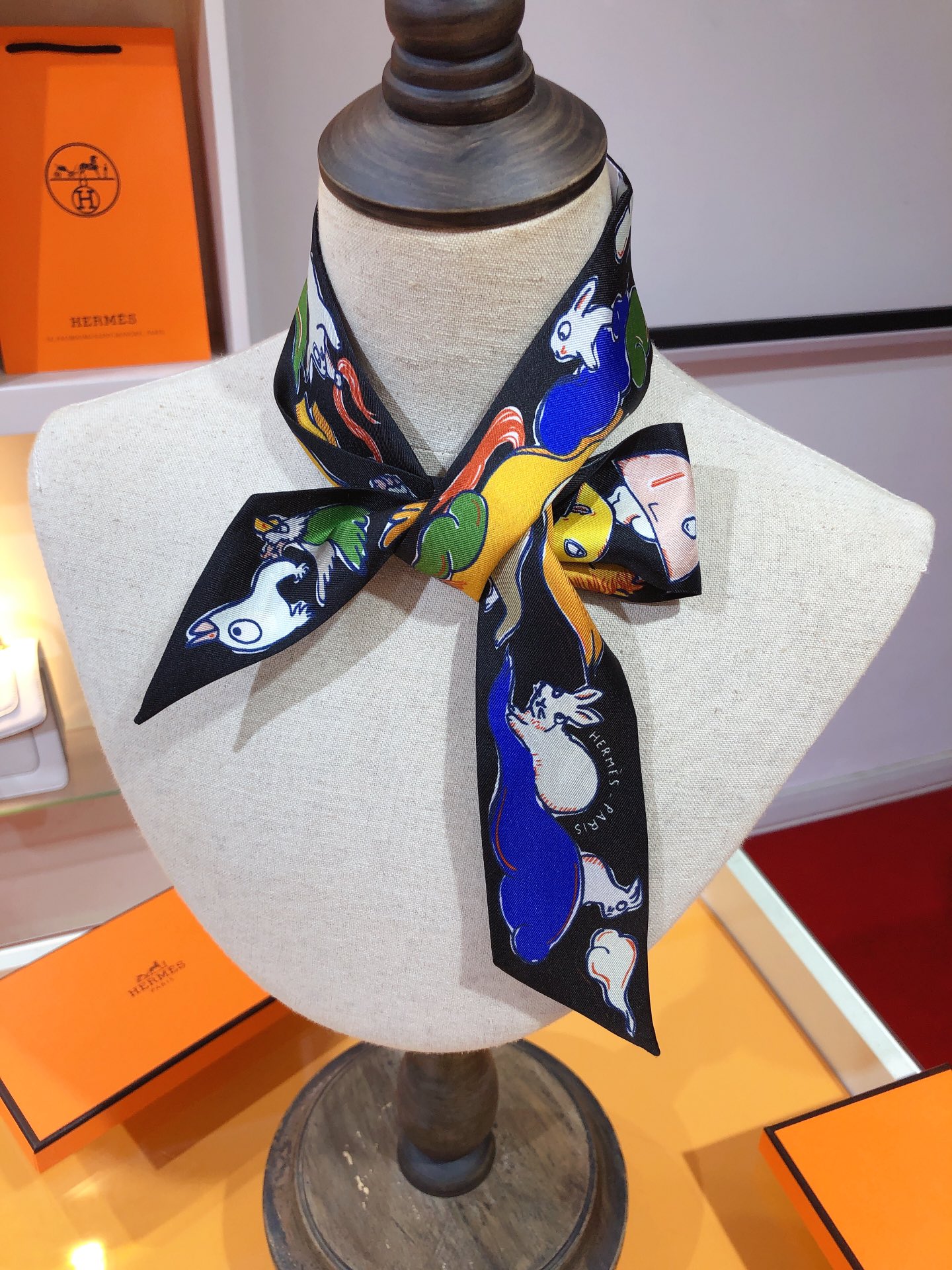TOP HERMES One Thousand and One Rabbits Twilly Scarf 86 x 5 cm - 4 Colours