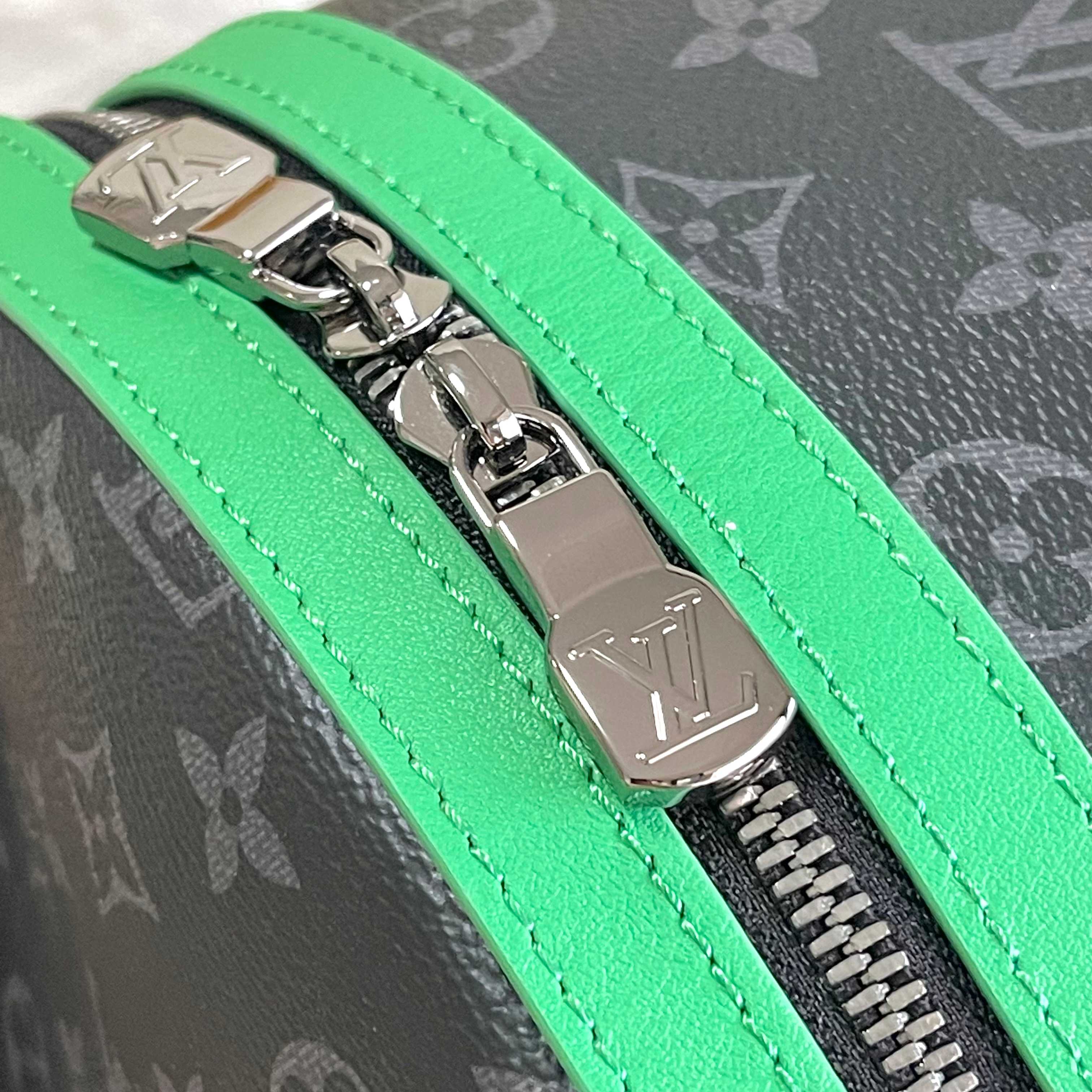 TOP Louis Vuitton LV Discovery Backpack 38x29x20cm - Black