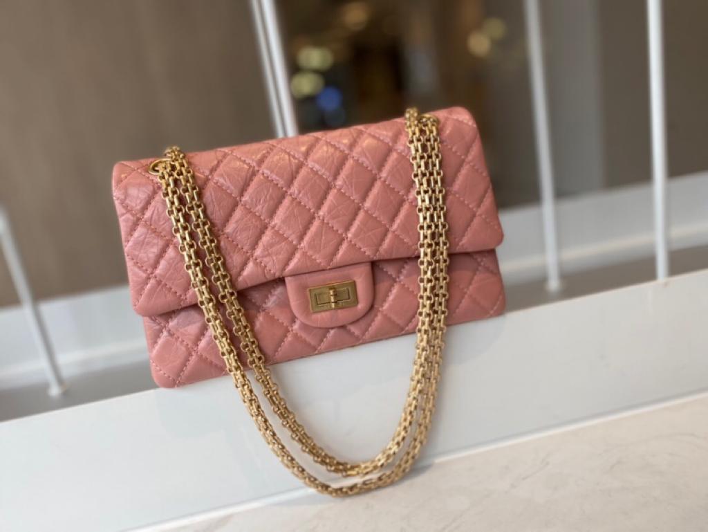 TOP CHANEL 2.55 Reissue Flap Bag Medium 24cm - Salmon Pink &GHW
