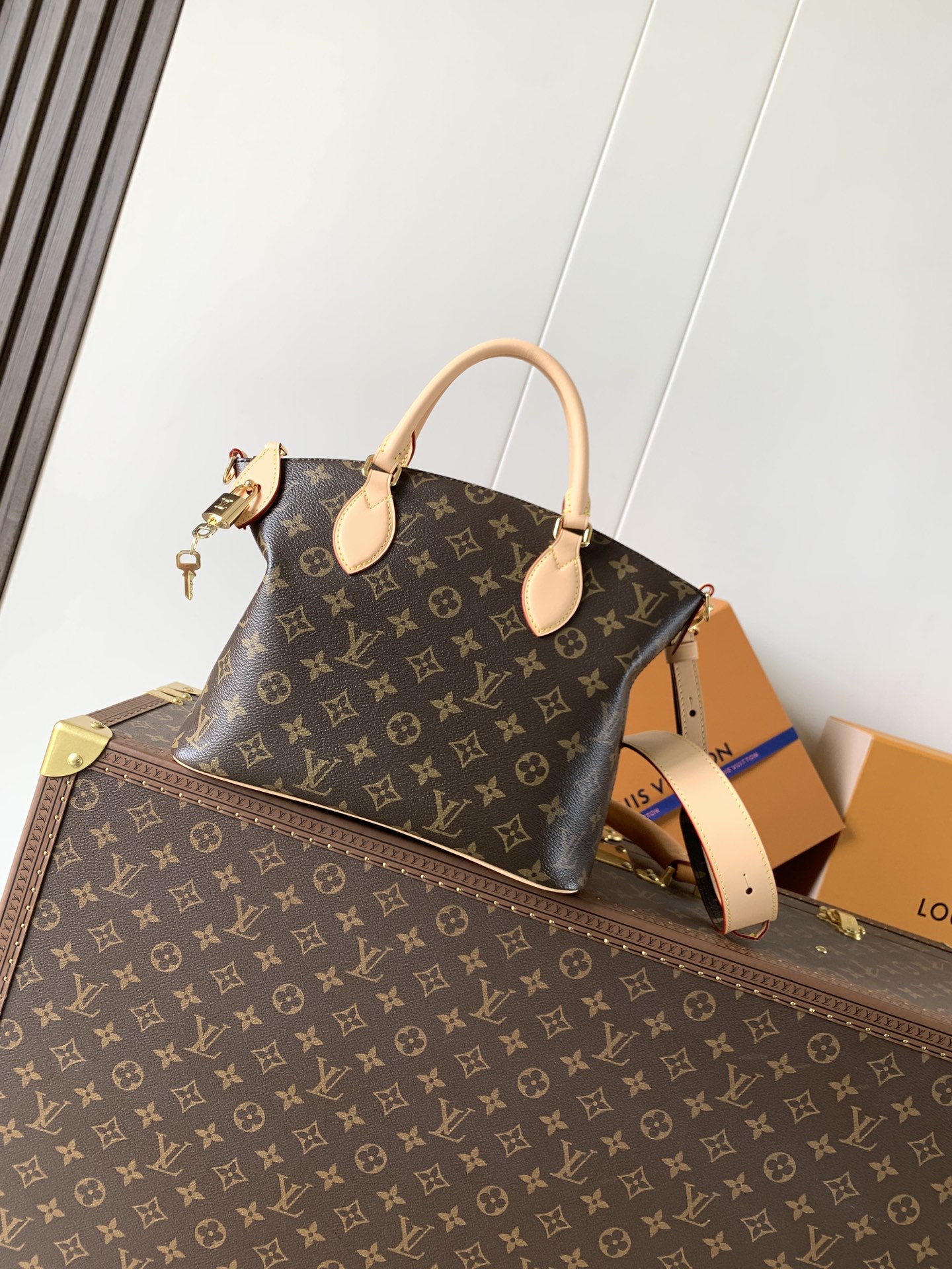 TOP Louis Vuitton LV Lockit BB Handbag 33x24x12cm/36x30x15cm - Brown