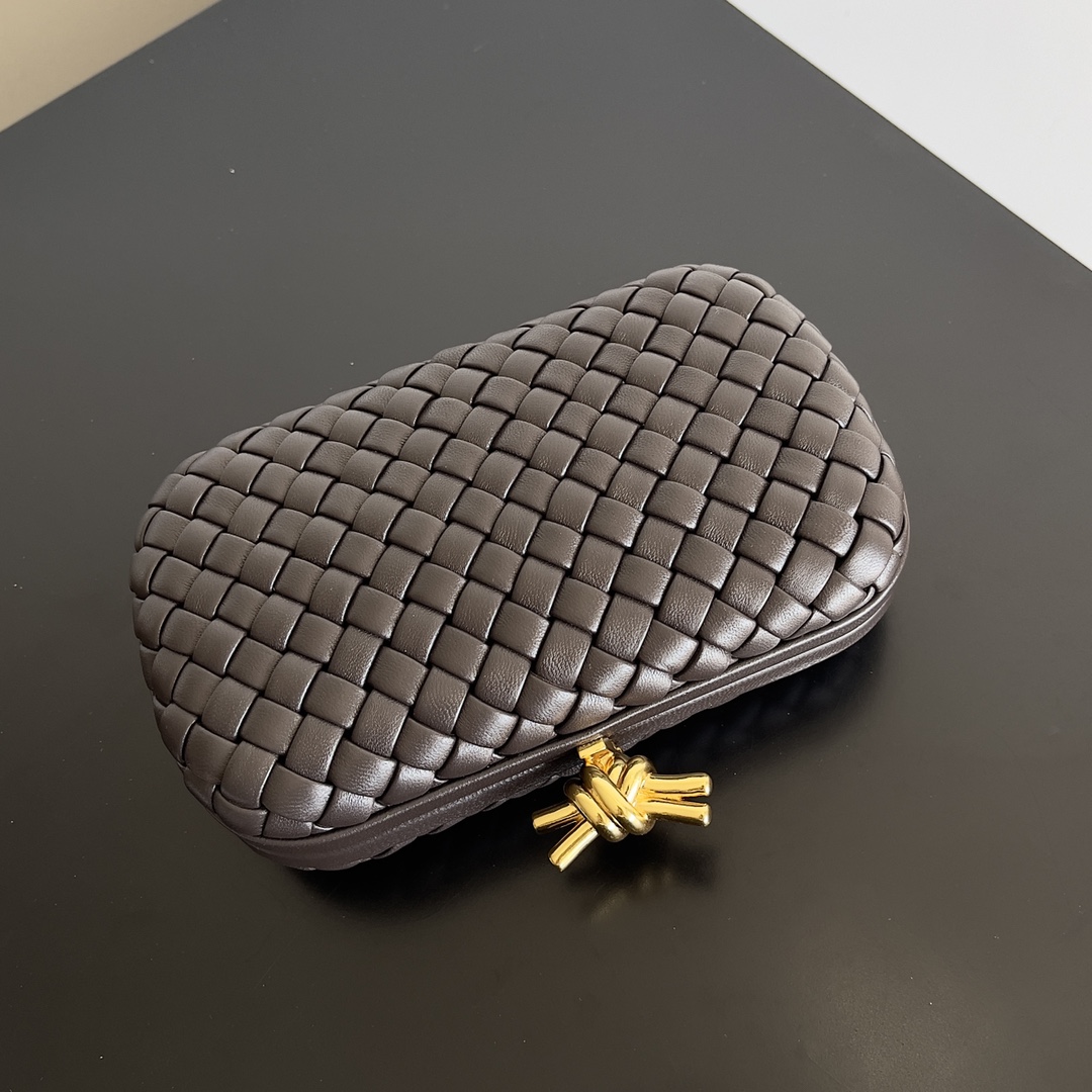 TOP Bottega Veneta BV Knot Bag - 2 Colors