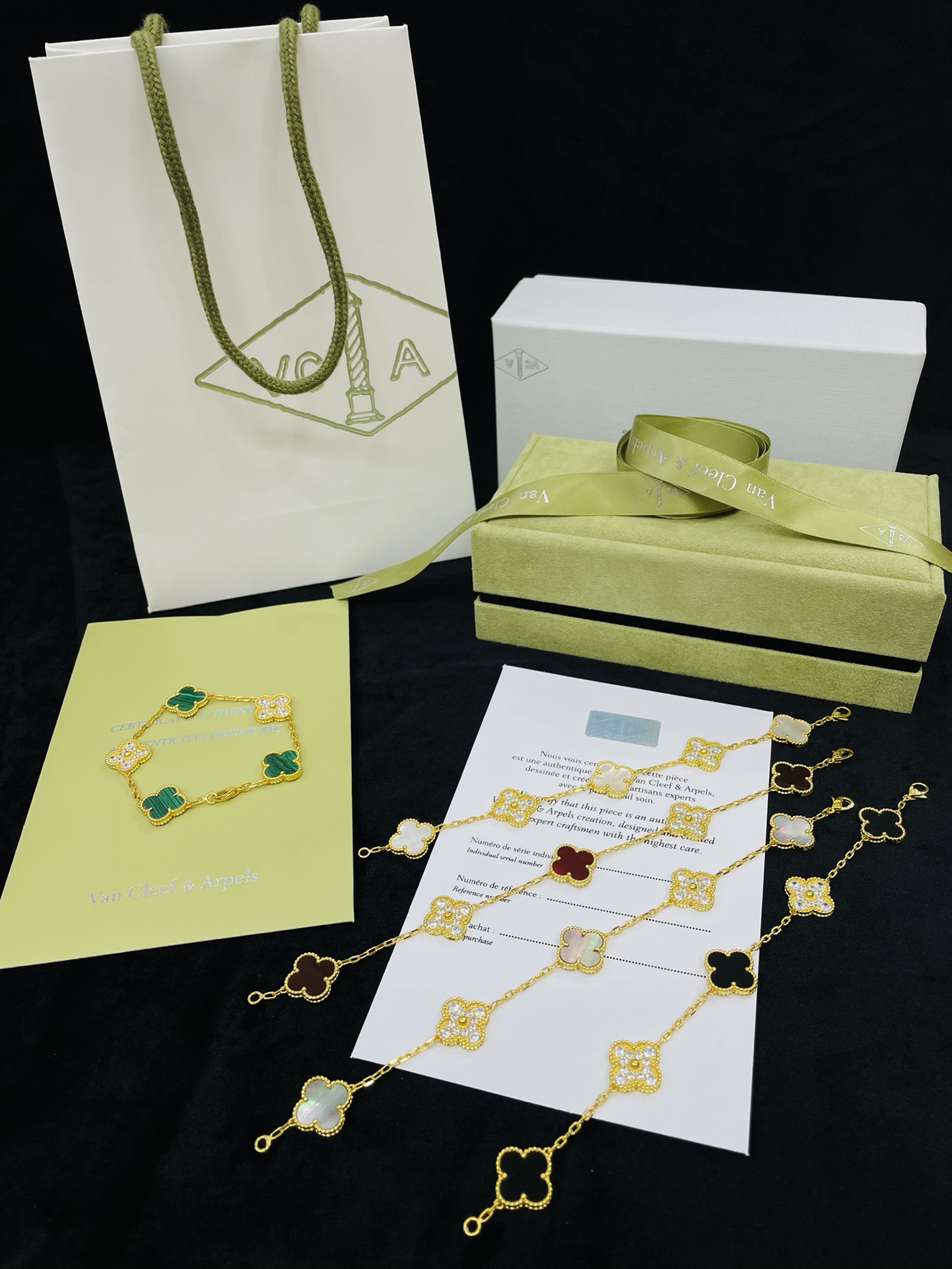 TOP Van Cleef & Arpels Vintage Alhambra Bracelet - 4 Color