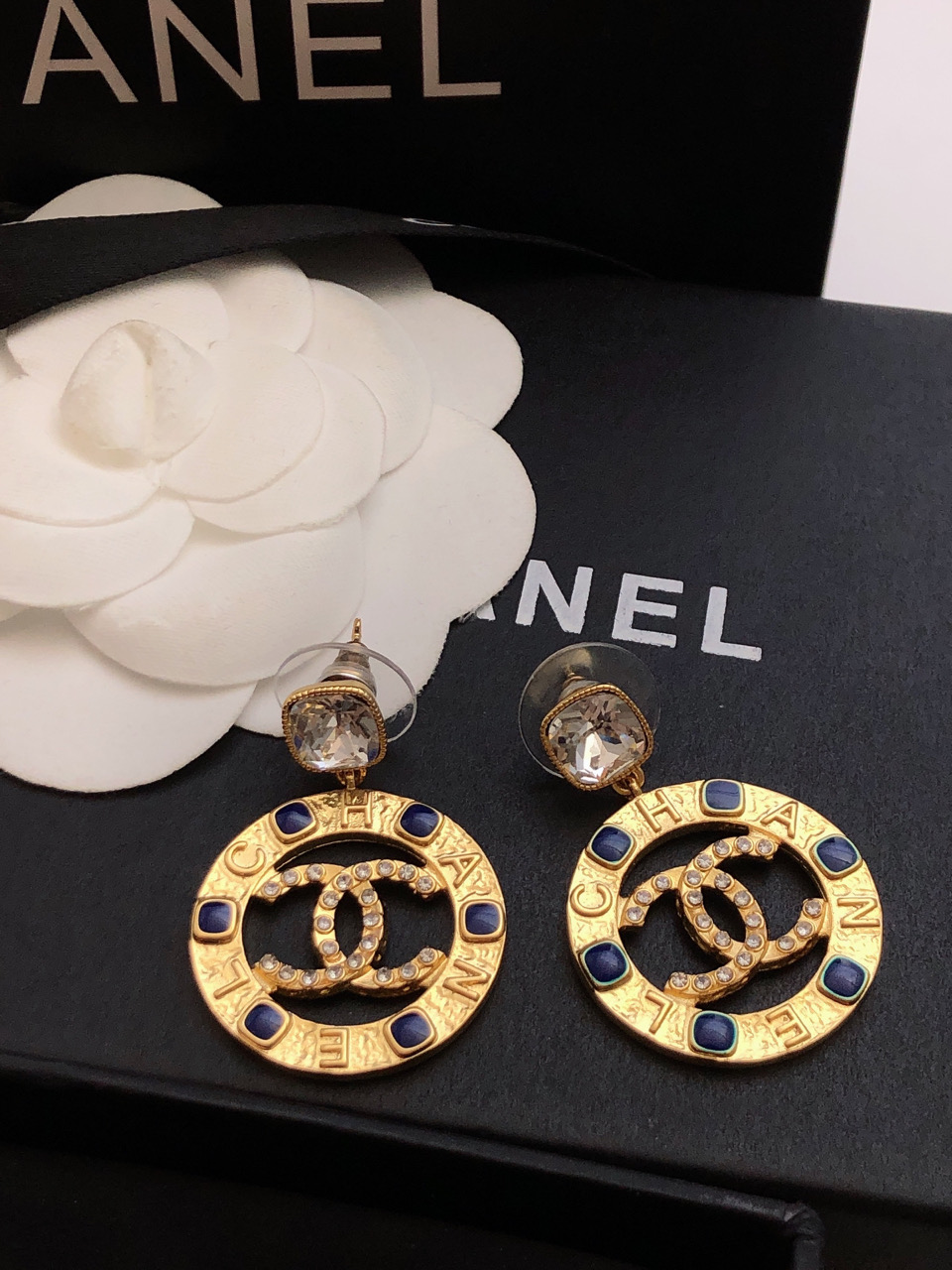 TOP CHANEL DOUBLE C LOGO METAL RING Earrings