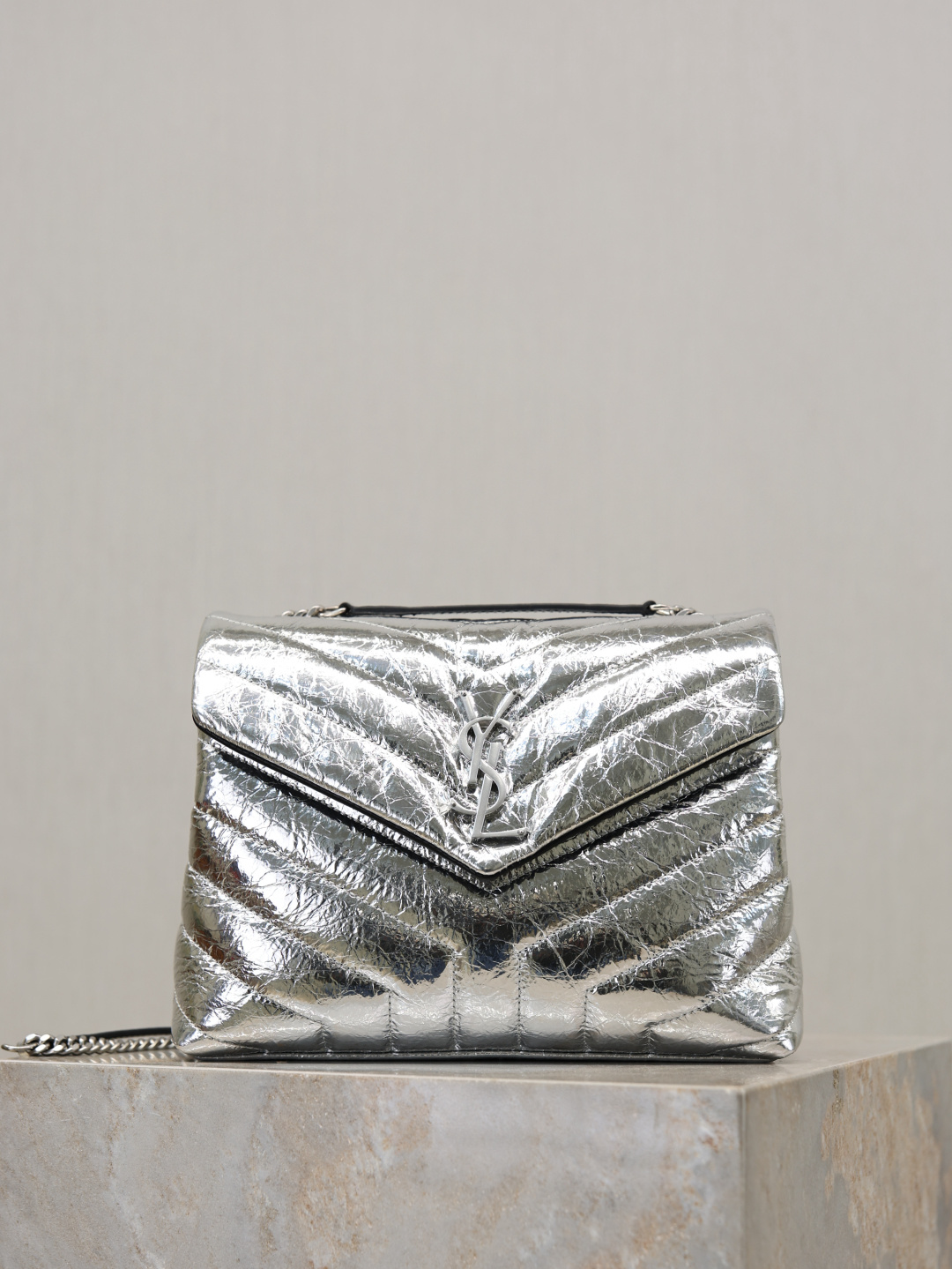 TOP Yves Saint Laurent YSL LouLou Bag 23×17×9cm- Sliver