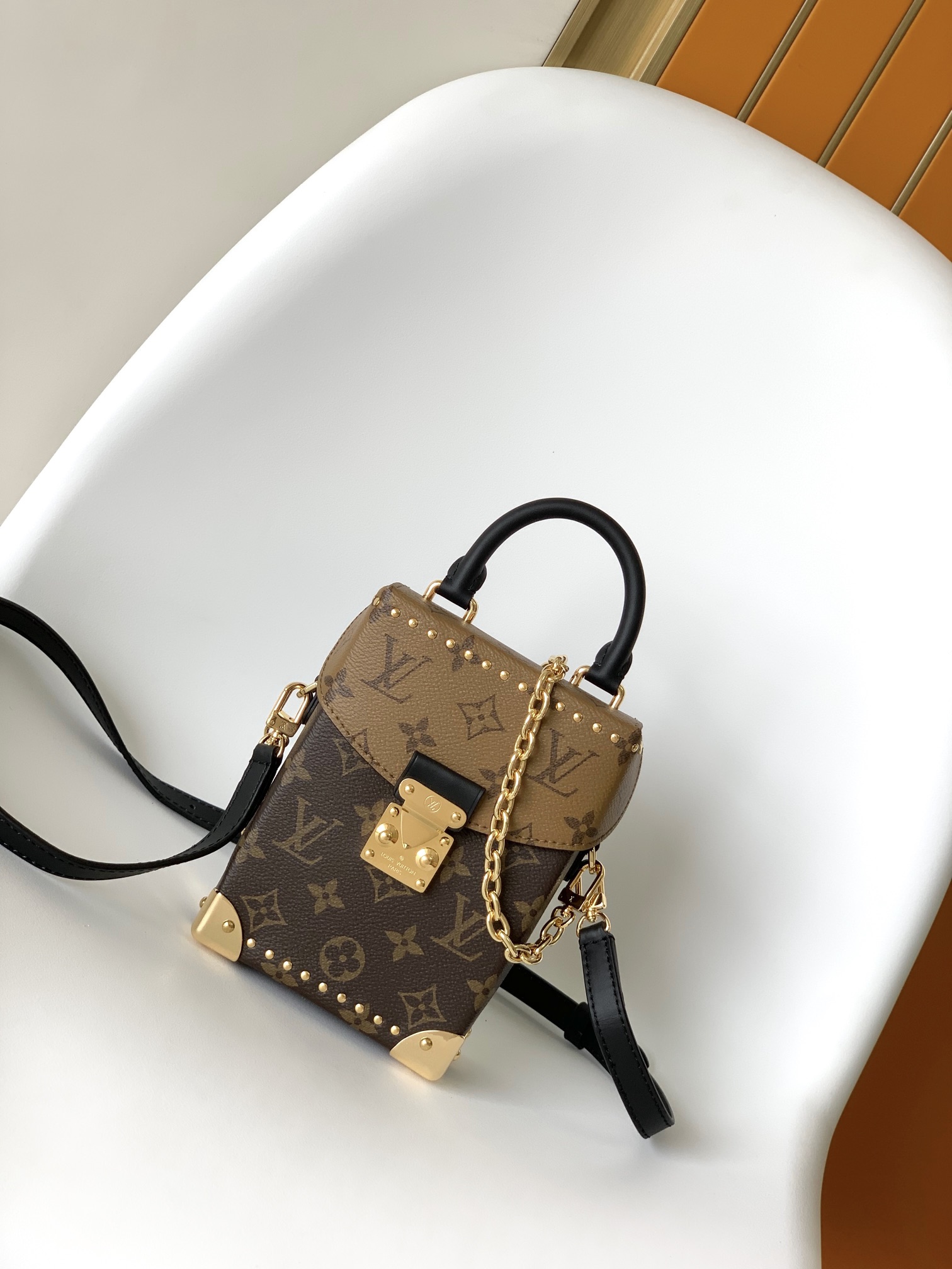 TOP Louis Vuitton LV Camera Box Handbag 12.5x17.6x6cm - Brown
