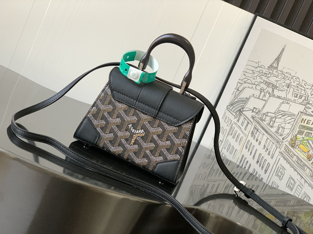 TOP Goyard Saigon Nano Bag 11.5  x 7 x 14.5 cm  - Black