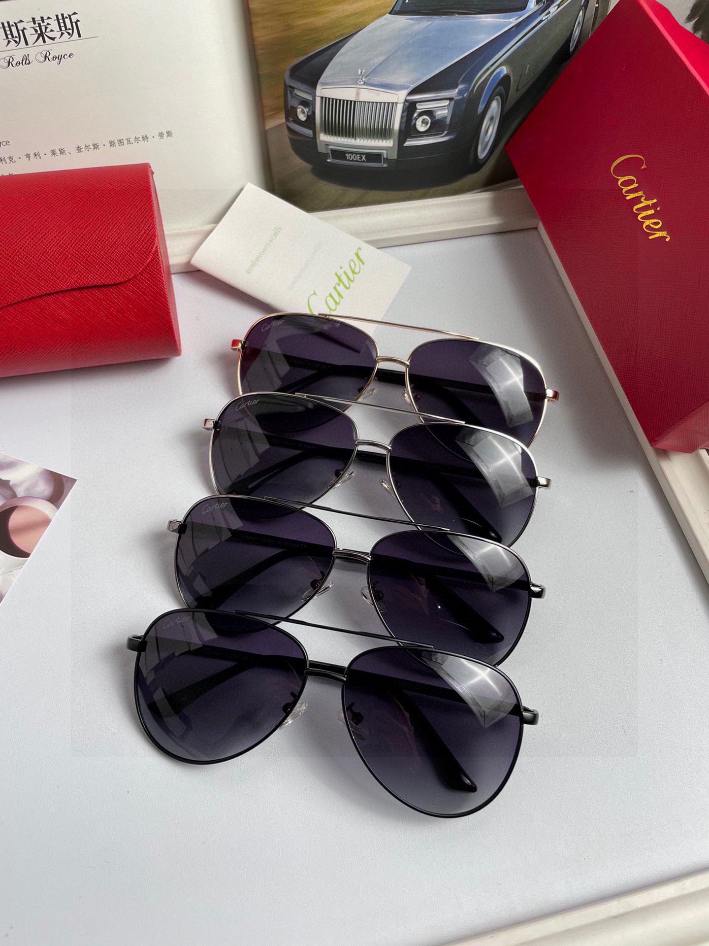 TOP Cartier Sunglasses - 4 Color
