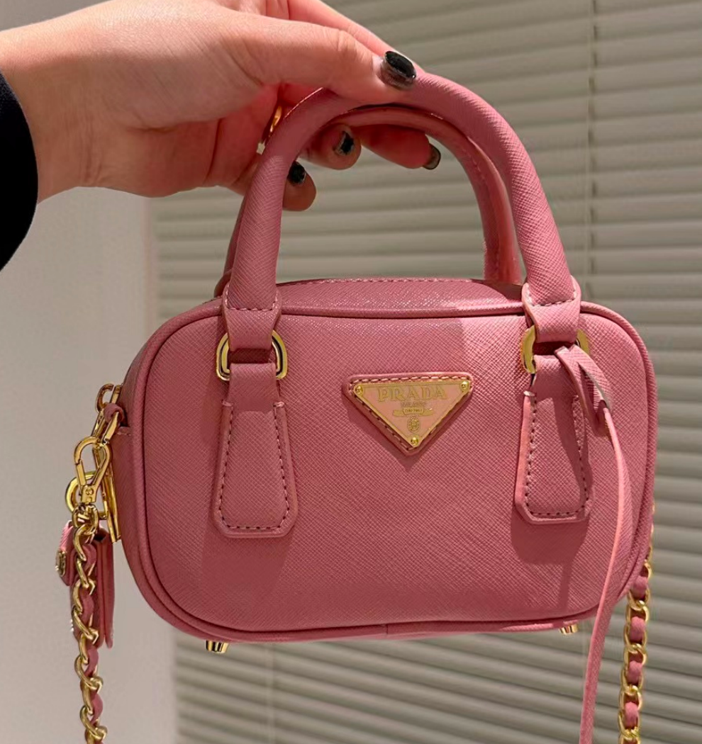 Prada Saffiano Leather Handbag（Replica）