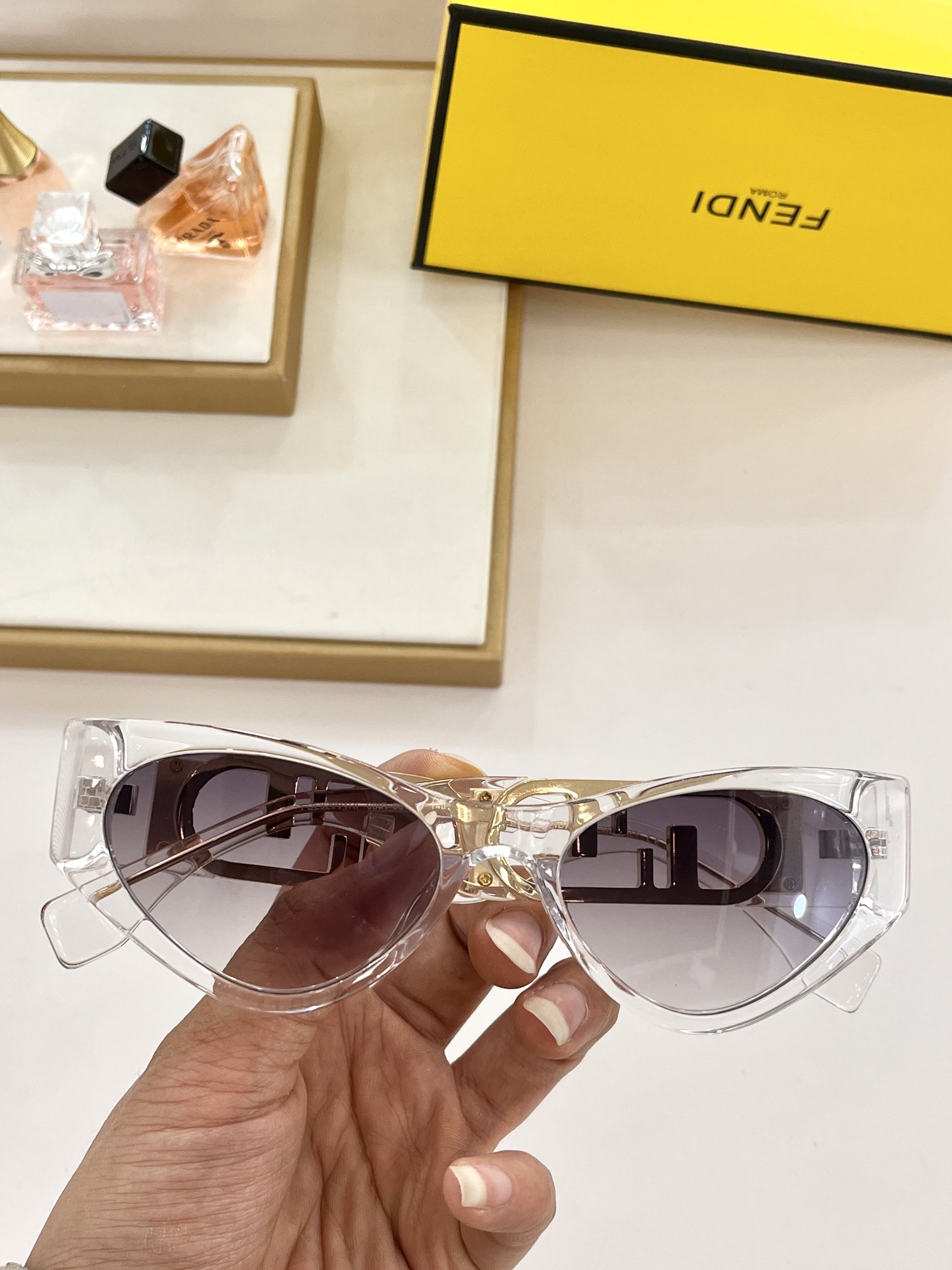 TOP FENDI FOL029 Sunglasses - 5 Colors
