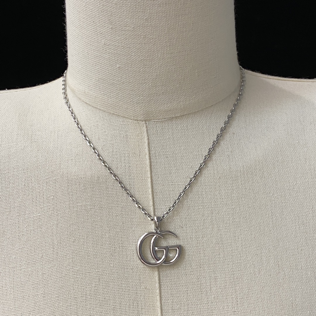 TOP GUCCI GG Necklace - 2 Color