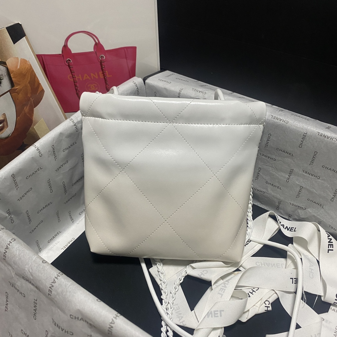 TOP CHANEL Gradient Shiny 22 Bags 19x20x6cm/35x37x7cm - White