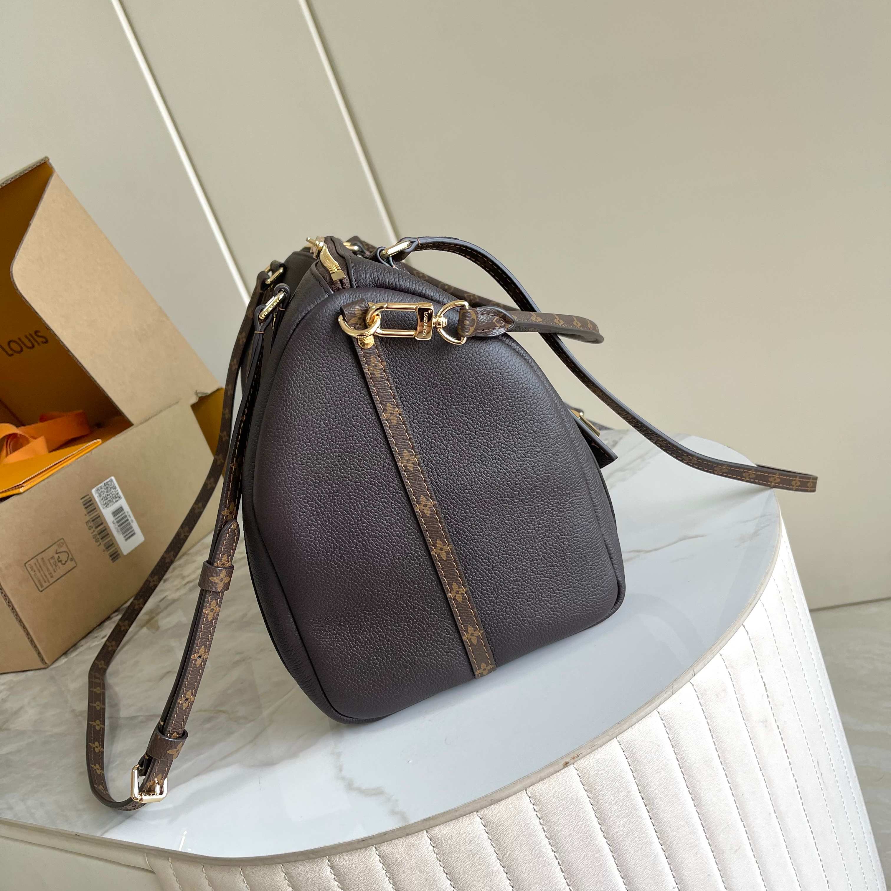 TOP Louis Vuitton LV Express Bag 24x18.5x36 cm - Dark Brown