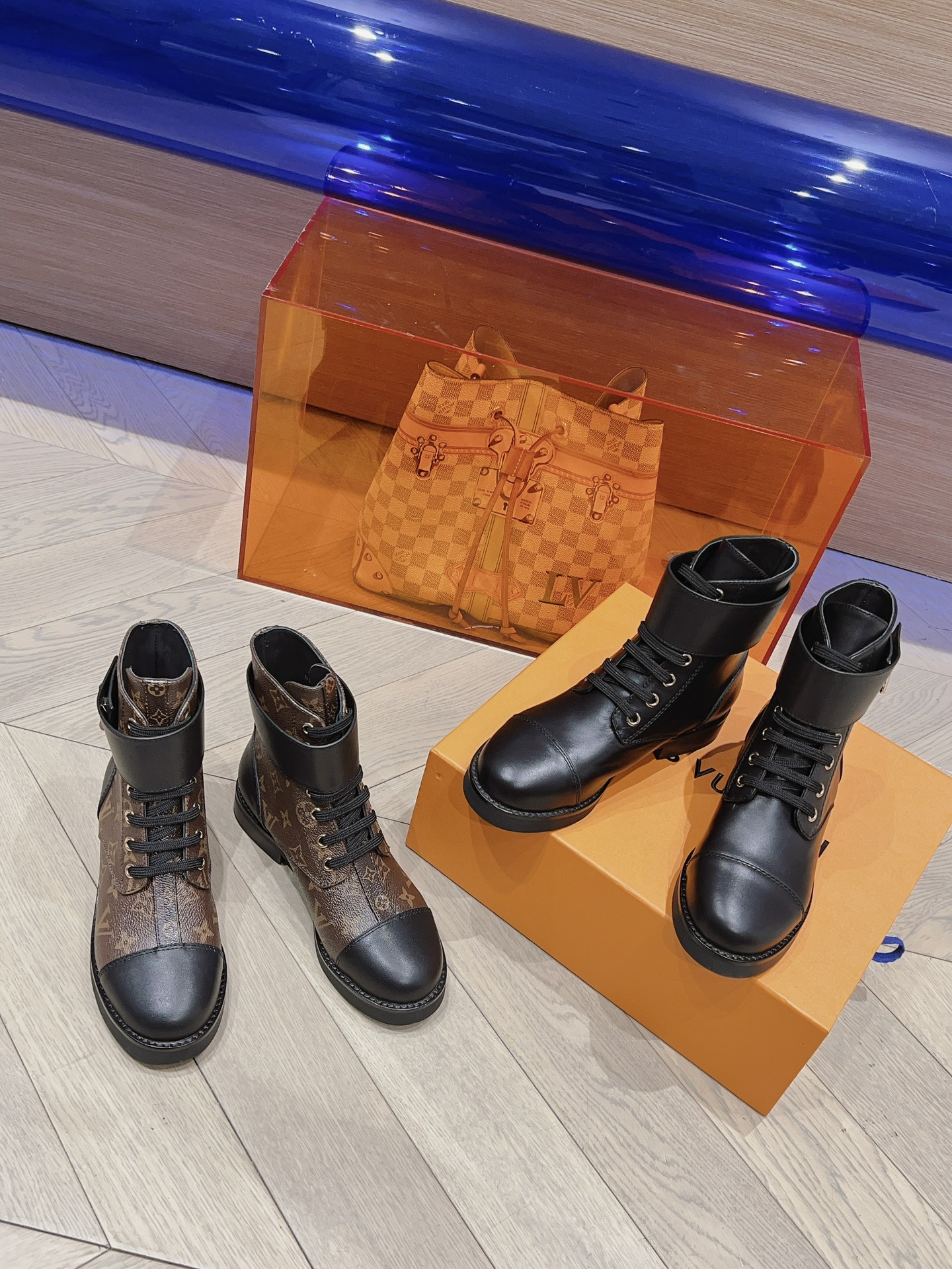TOP Louis Vuitton LV Super Versatile Cowhide Boots - Two Colors
