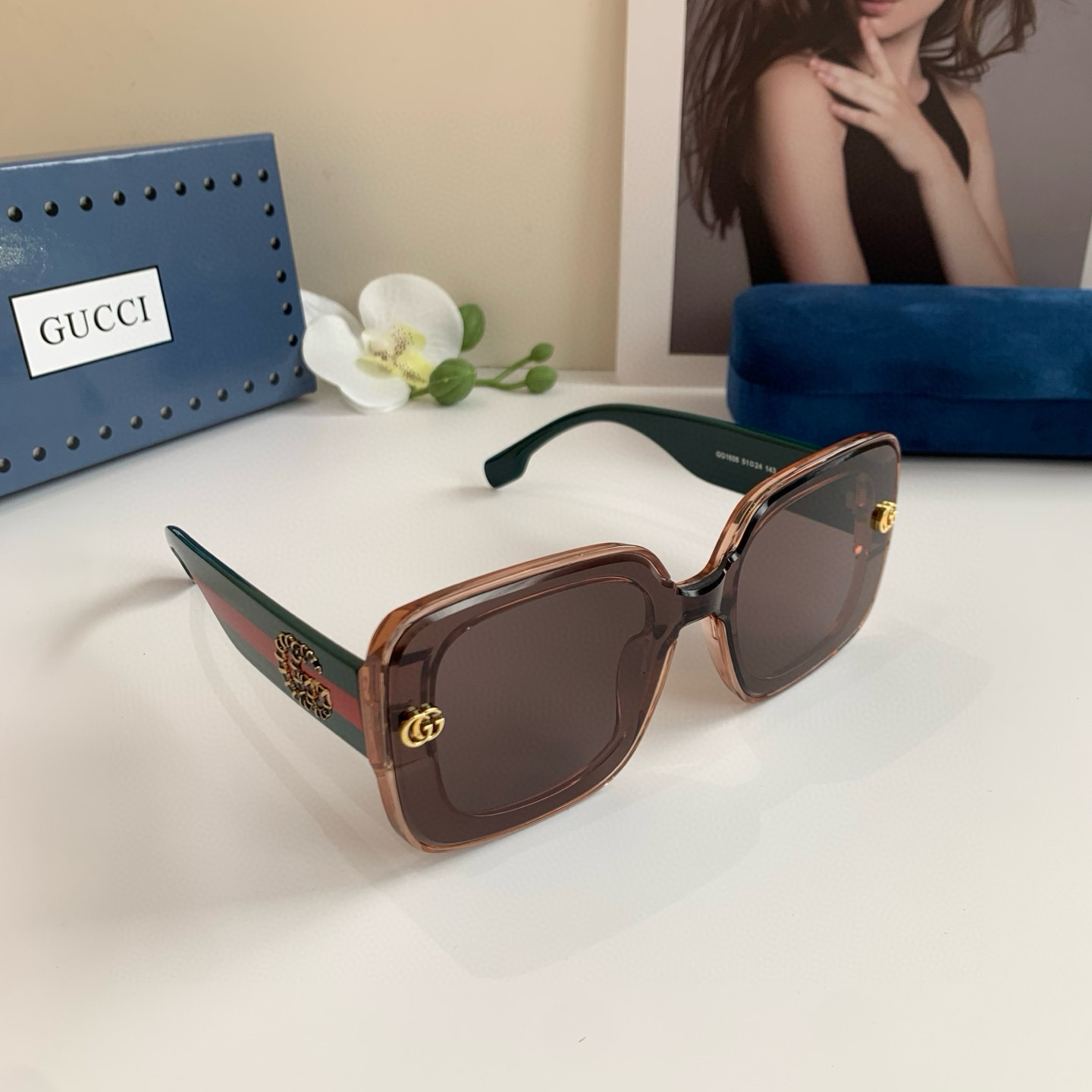 TOP GUCCI Sunglasses - 2 Color