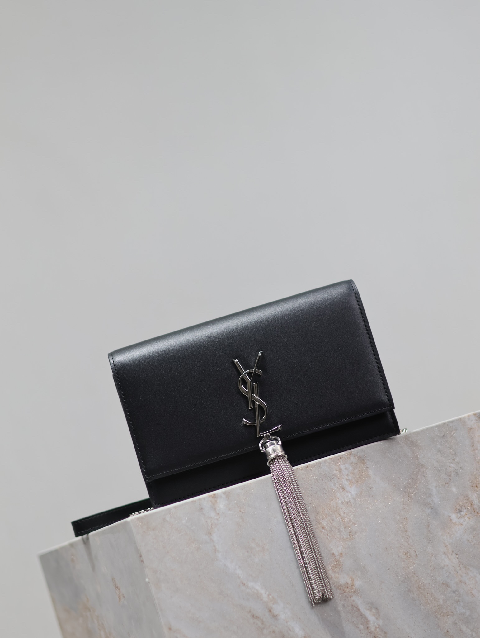 TOP Yves Saint Laurent YSL Kate Tassel Bag Cowhide Plain Weave 19x12.5x4cm - Black&SHW
