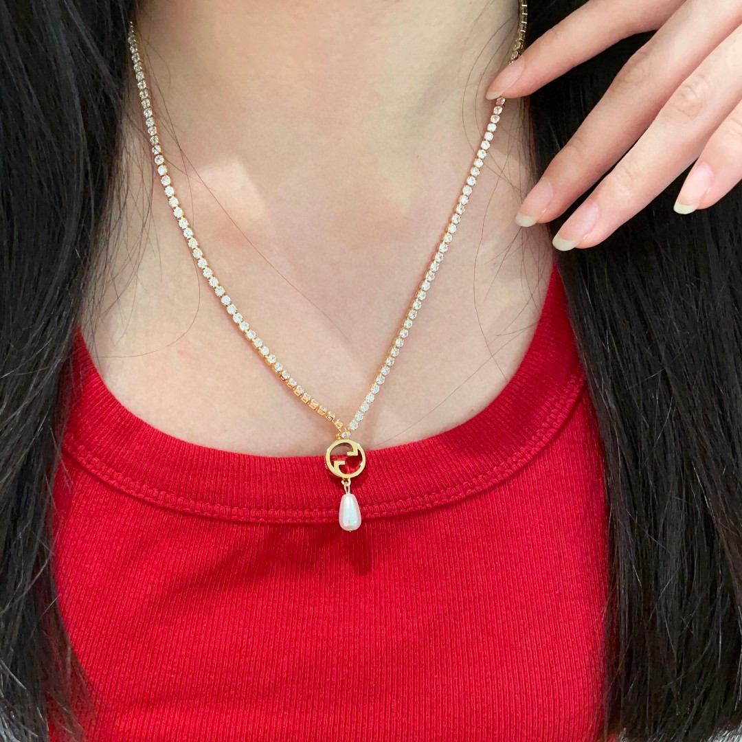 TOP GUCCI Pearl Necklace - Gold