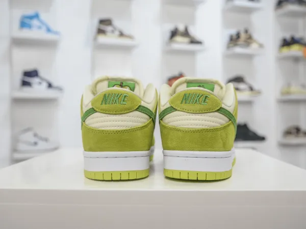 Dunk Low Pro “Sour Apple”(Replica)