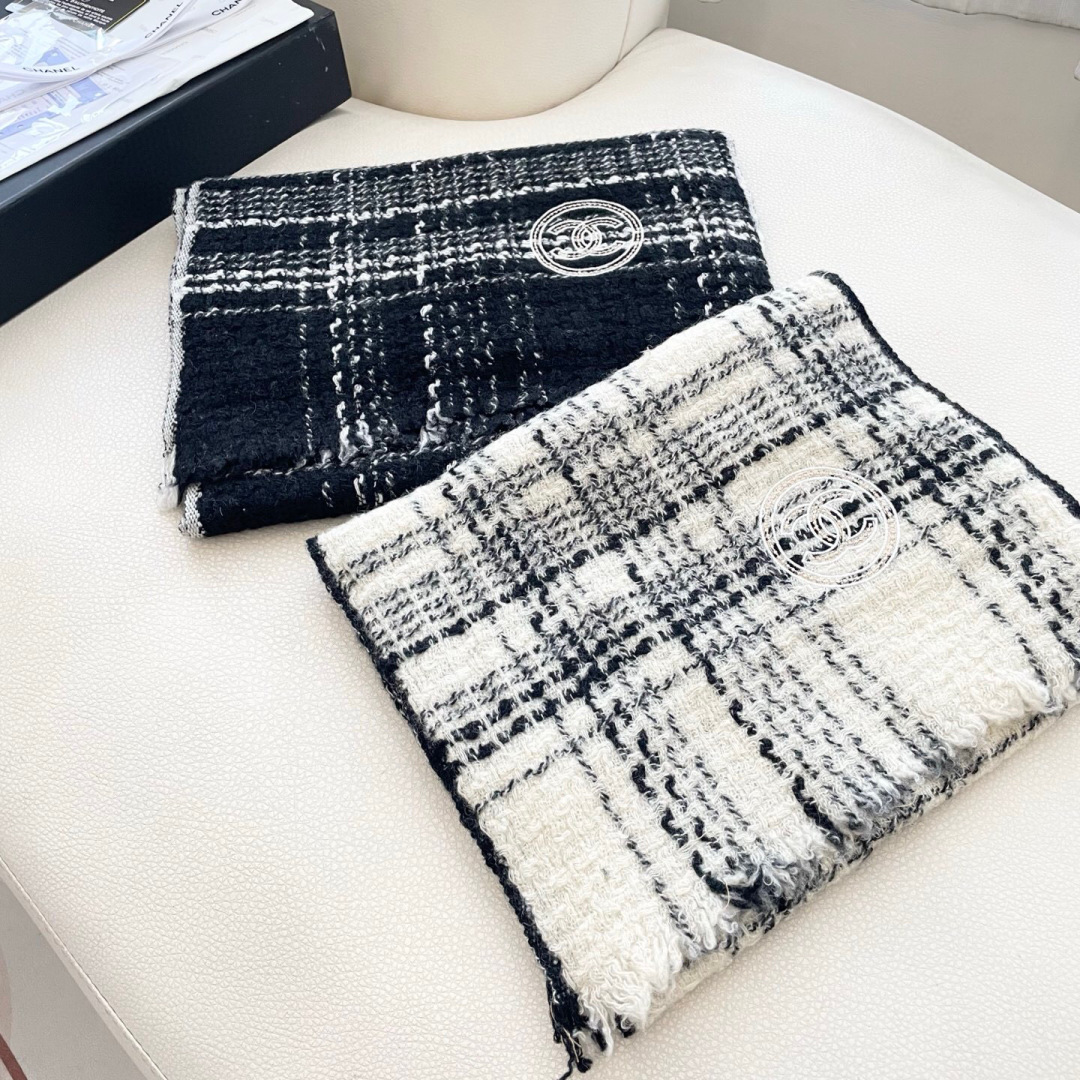 TOP CHANEL Cashmere Scarf 32x200cm - 2 Color