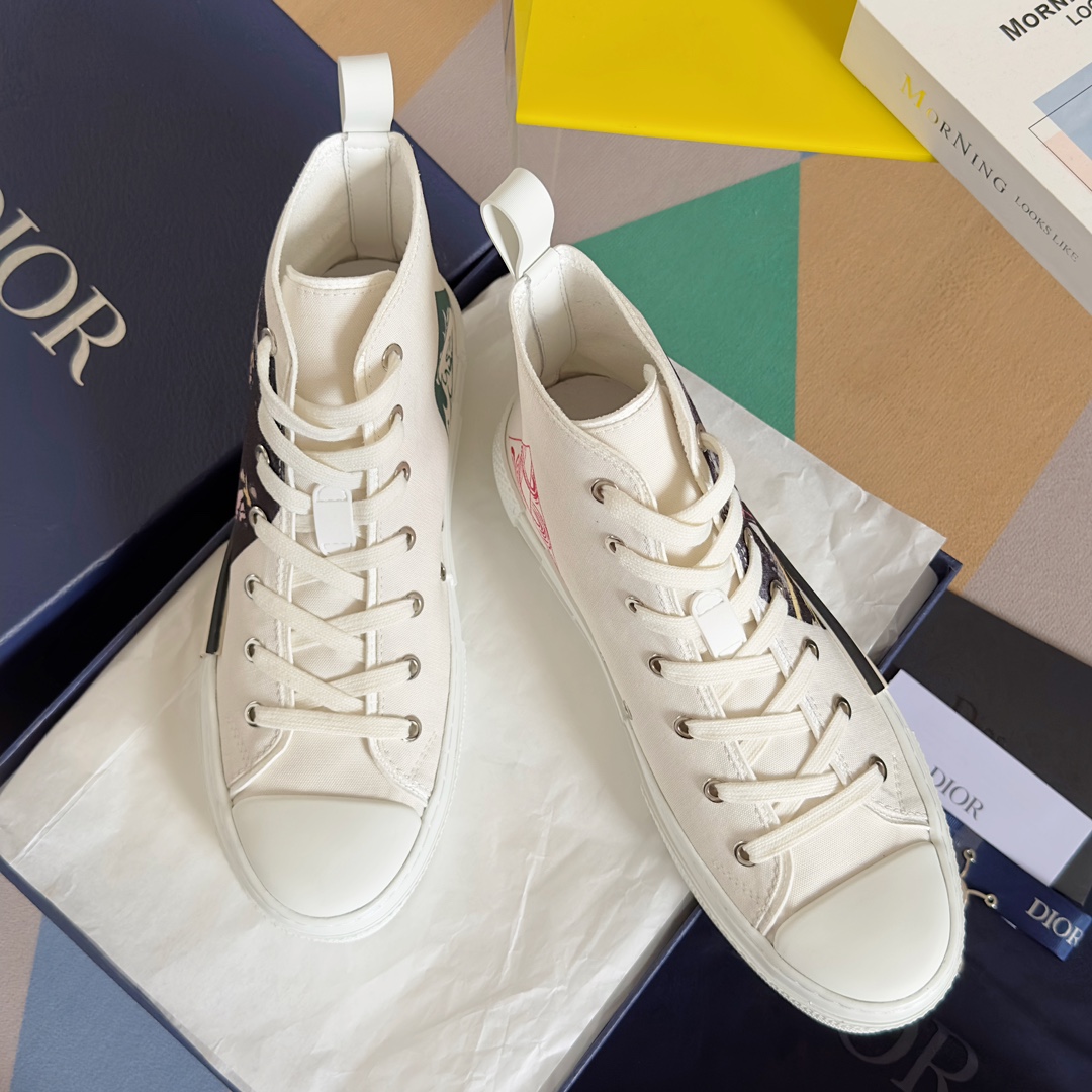 TOP Christian Dior B23 High Top Sneakers - White