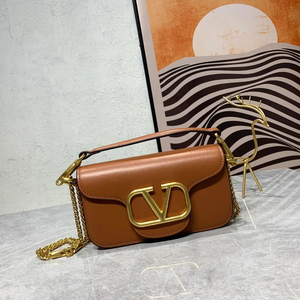 VALENTINO GARAVANI V Logo Baguette Shoulder Bag Ladies MINILOCO Calfskin Bag (Replica)