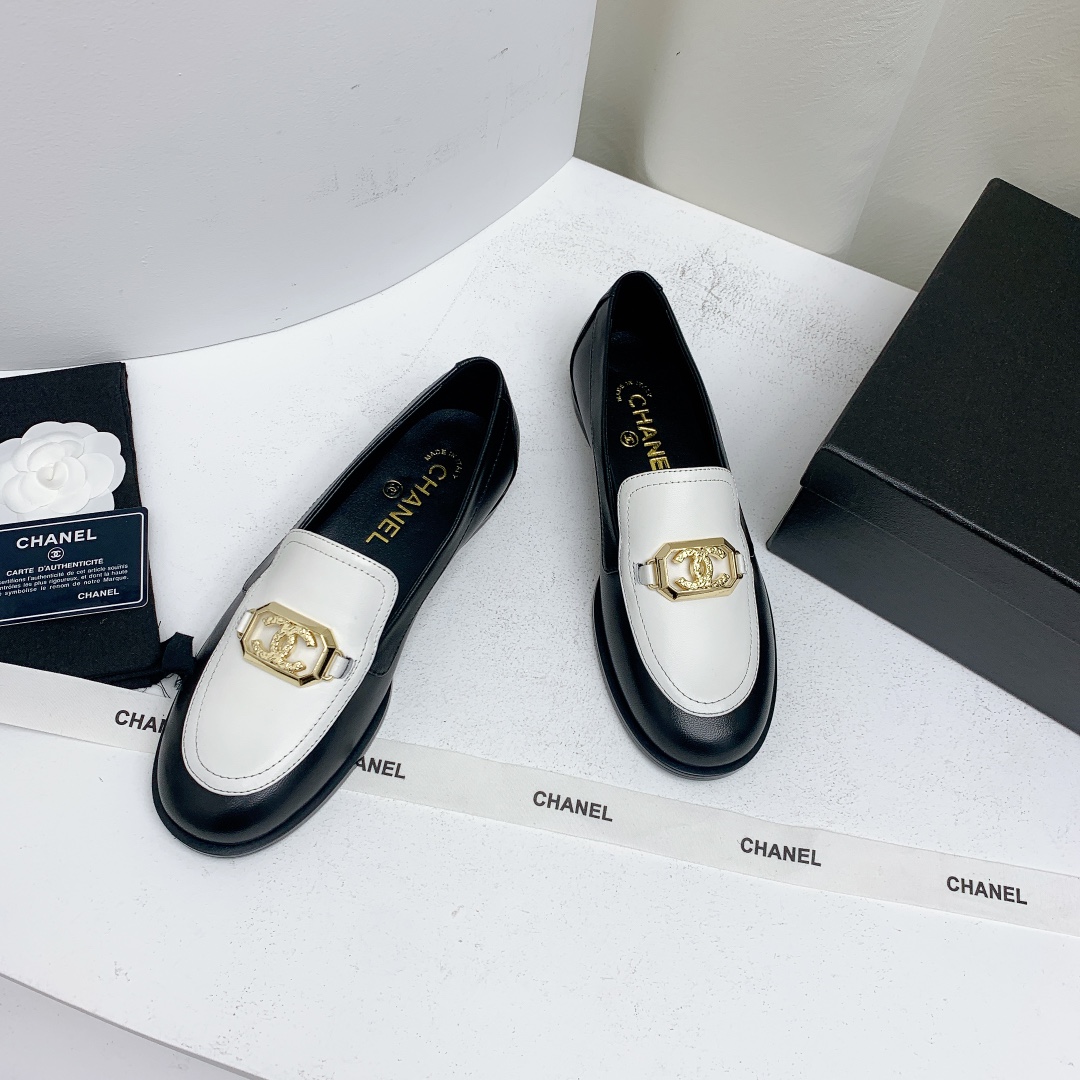 TOP CHANEL Imported Mixed Breed Sheepskin Lefu Shoes - 3 Colors