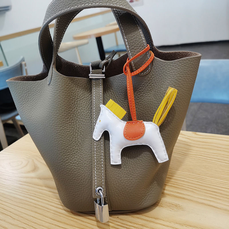 TOP HERMES Horse Charm - 18 Colours