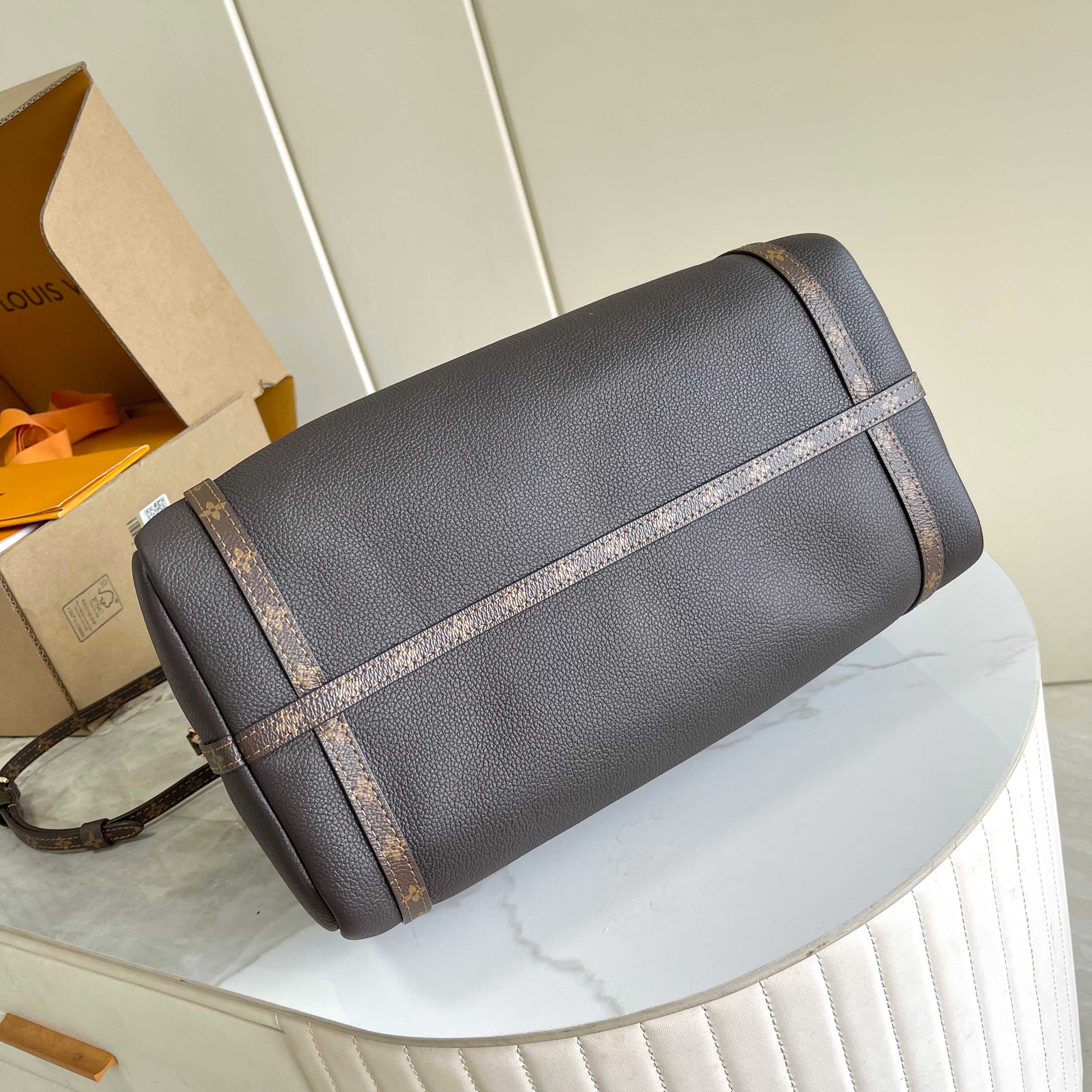 TOP Louis Vuitton LV Express Bag 24x18.5x36 cm - Dark Brown