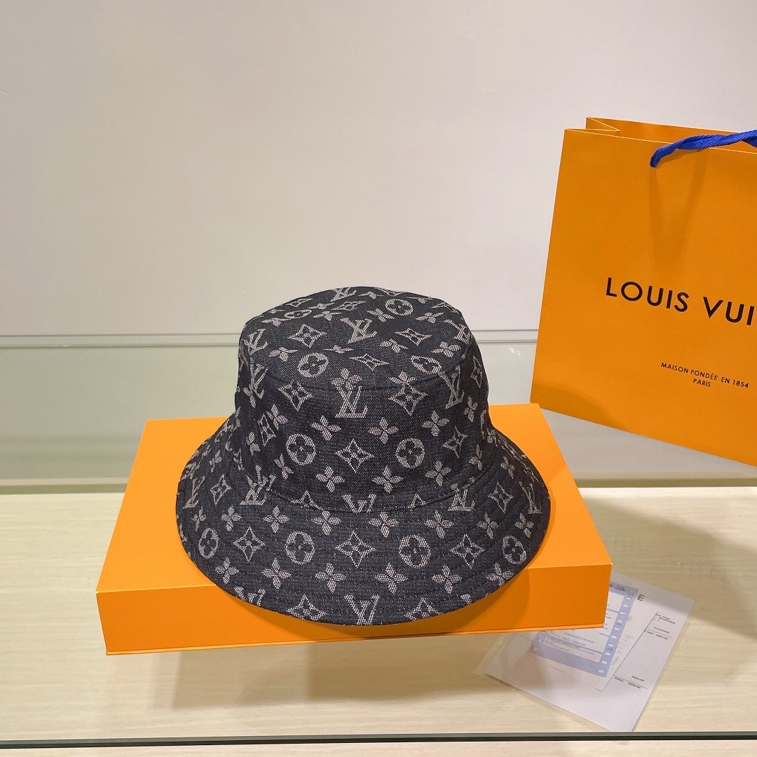 TOP Louis Vuitton LV Autumn And Winter New Fisherman Hat - 2 Colors