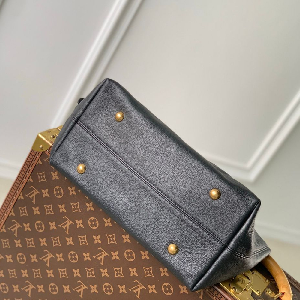 Louis Vuitton LV LOW KEY HOBO MEDIUM BAG (Replica)