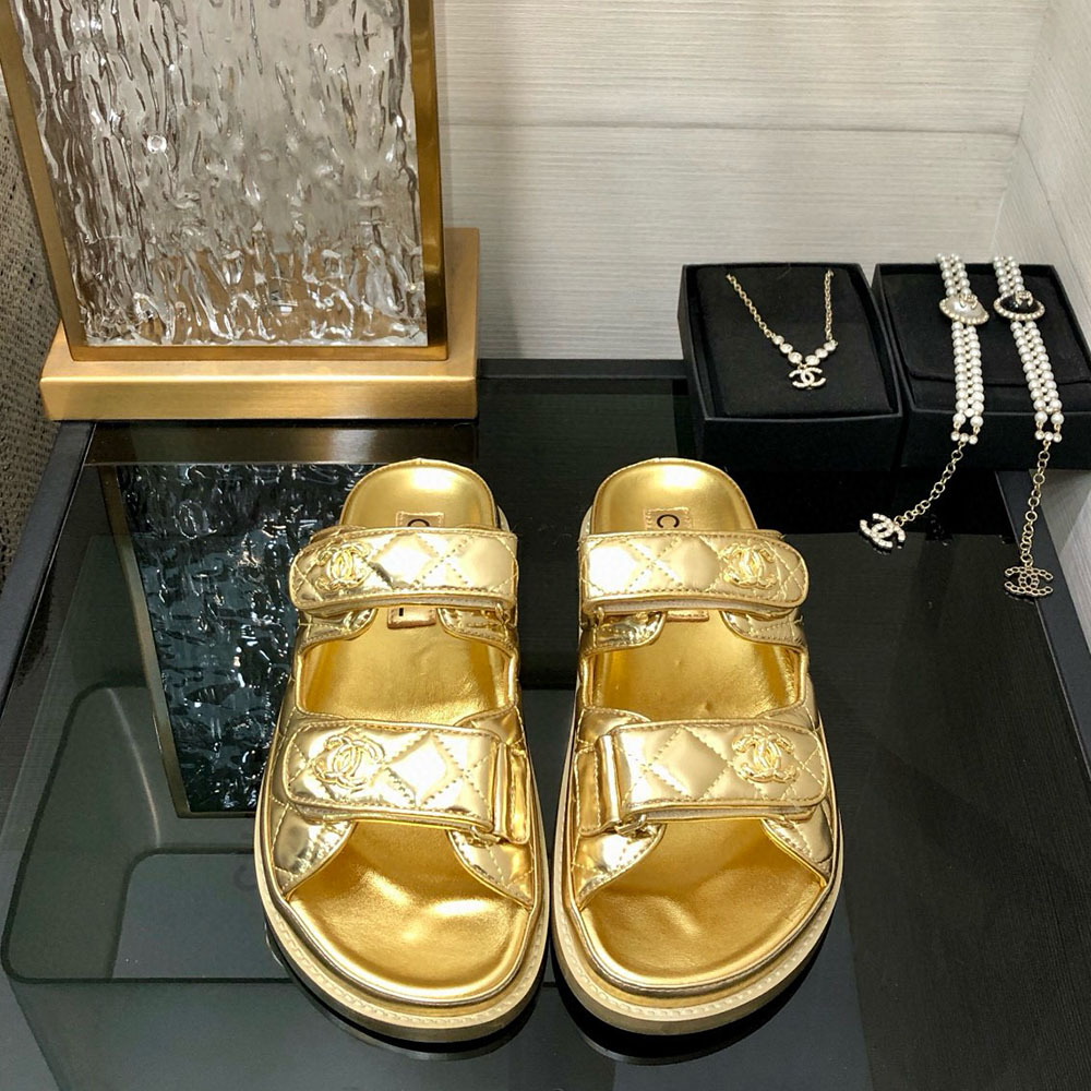 Chanel Fashionable Half Slippers Sandals Slide（Replica）